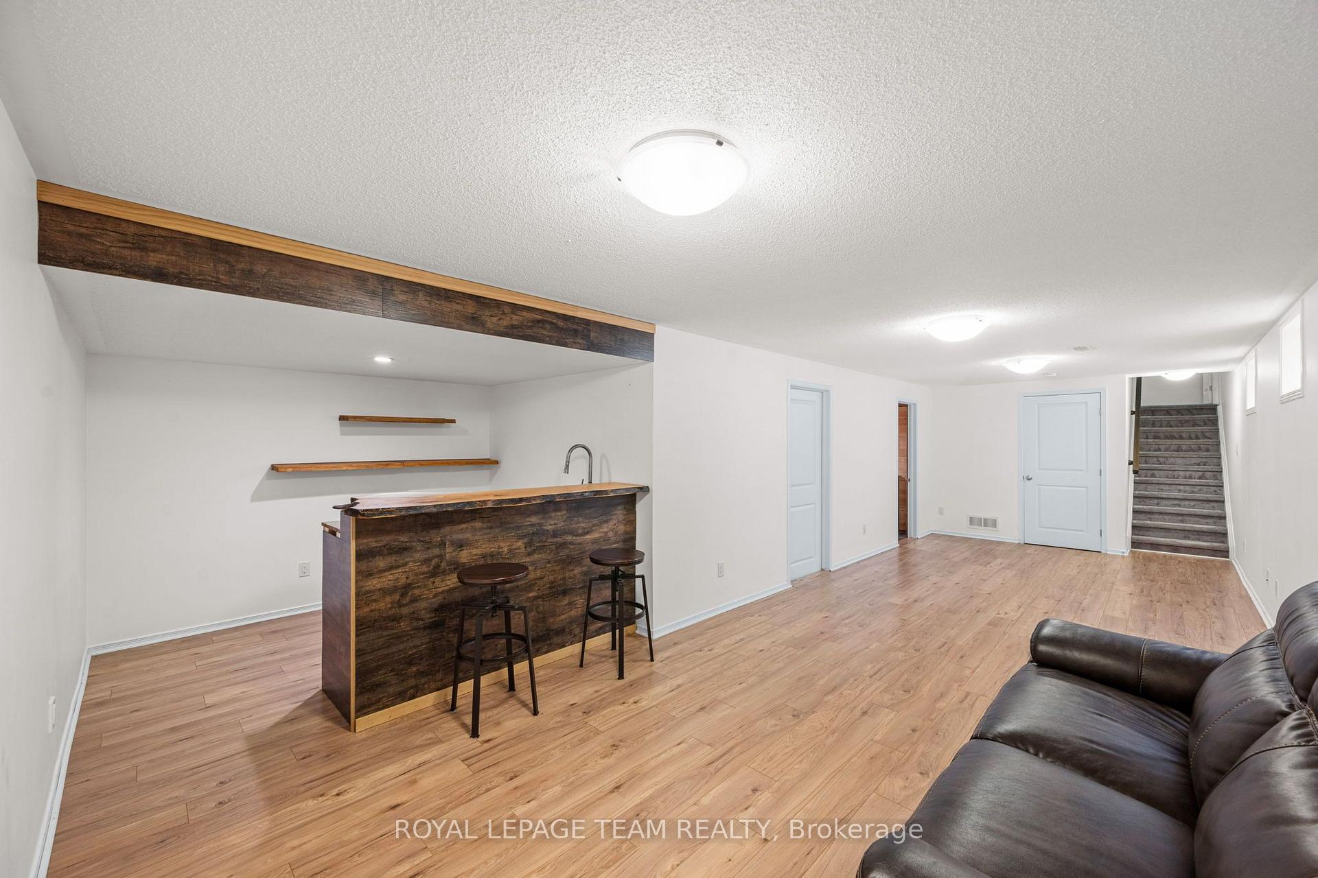 Photo 29 of 534 Barrick Hill Road, Ottawa, Kanata - Emerald Meadows/Trailwest — HOMEH