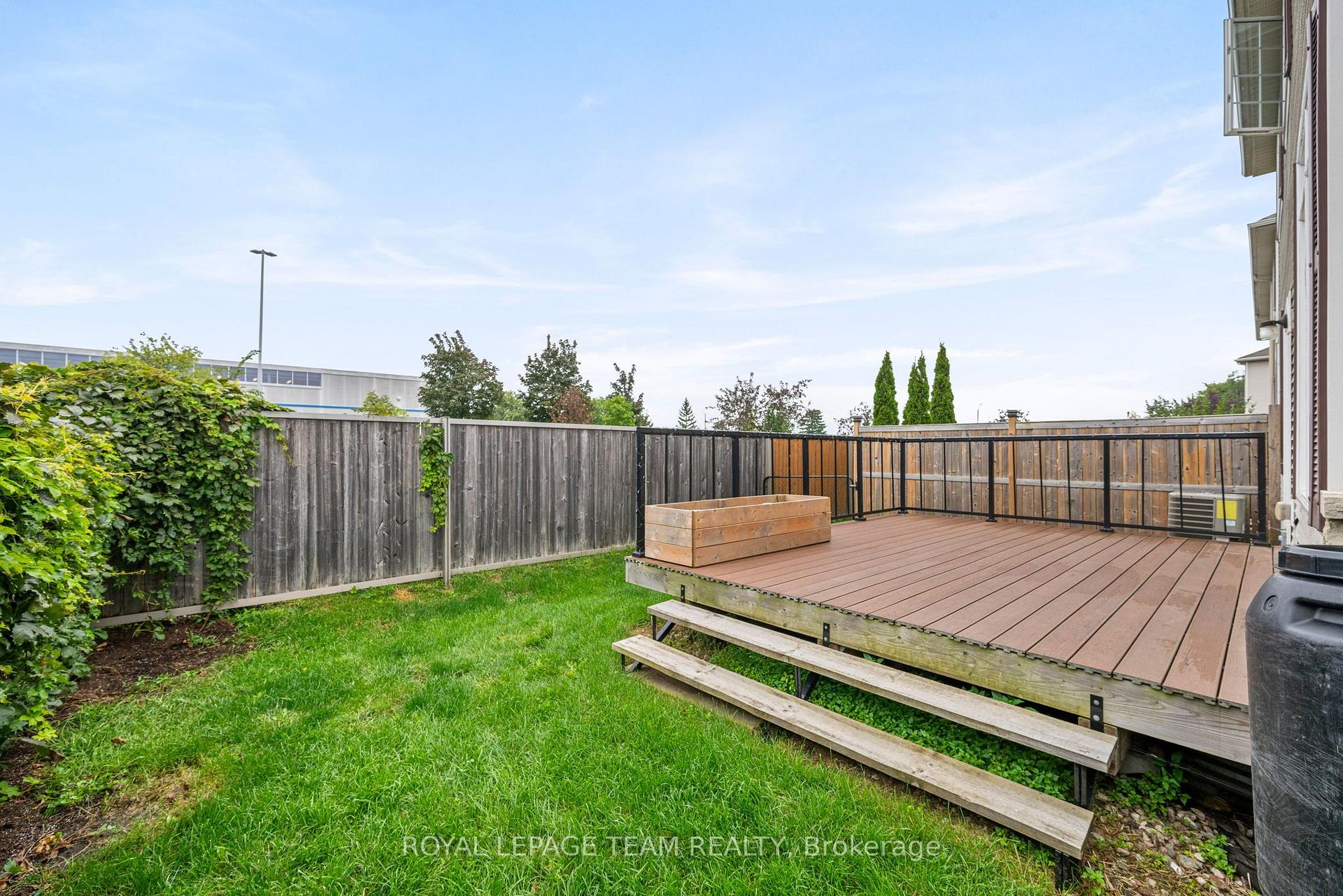 Photo 33 of 534 Barrick Hill Road, Ottawa, Kanata - Emerald Meadows/Trailwest — HOMEH