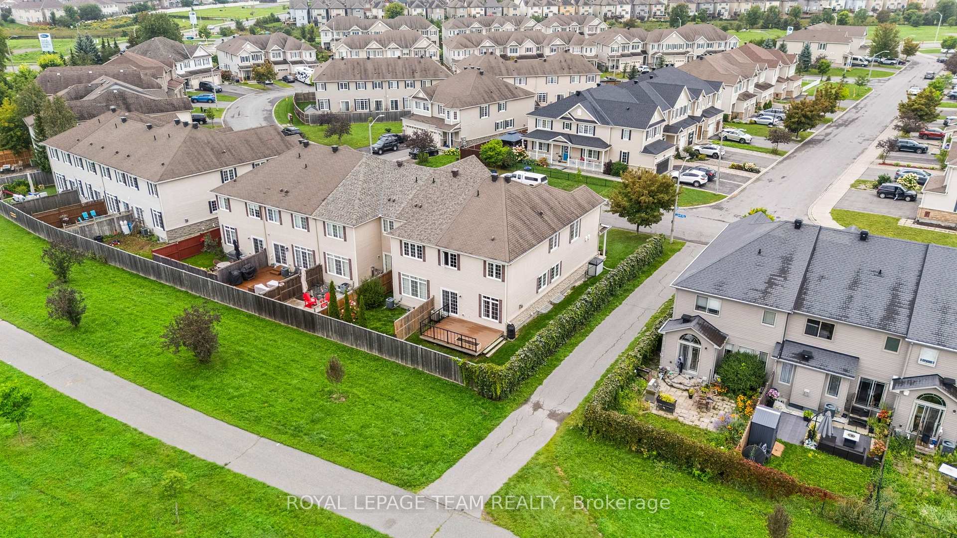 Photo 37 of 534 Barrick Hill Road, Ottawa, Kanata - Emerald Meadows/Trailwest — HOMEH
