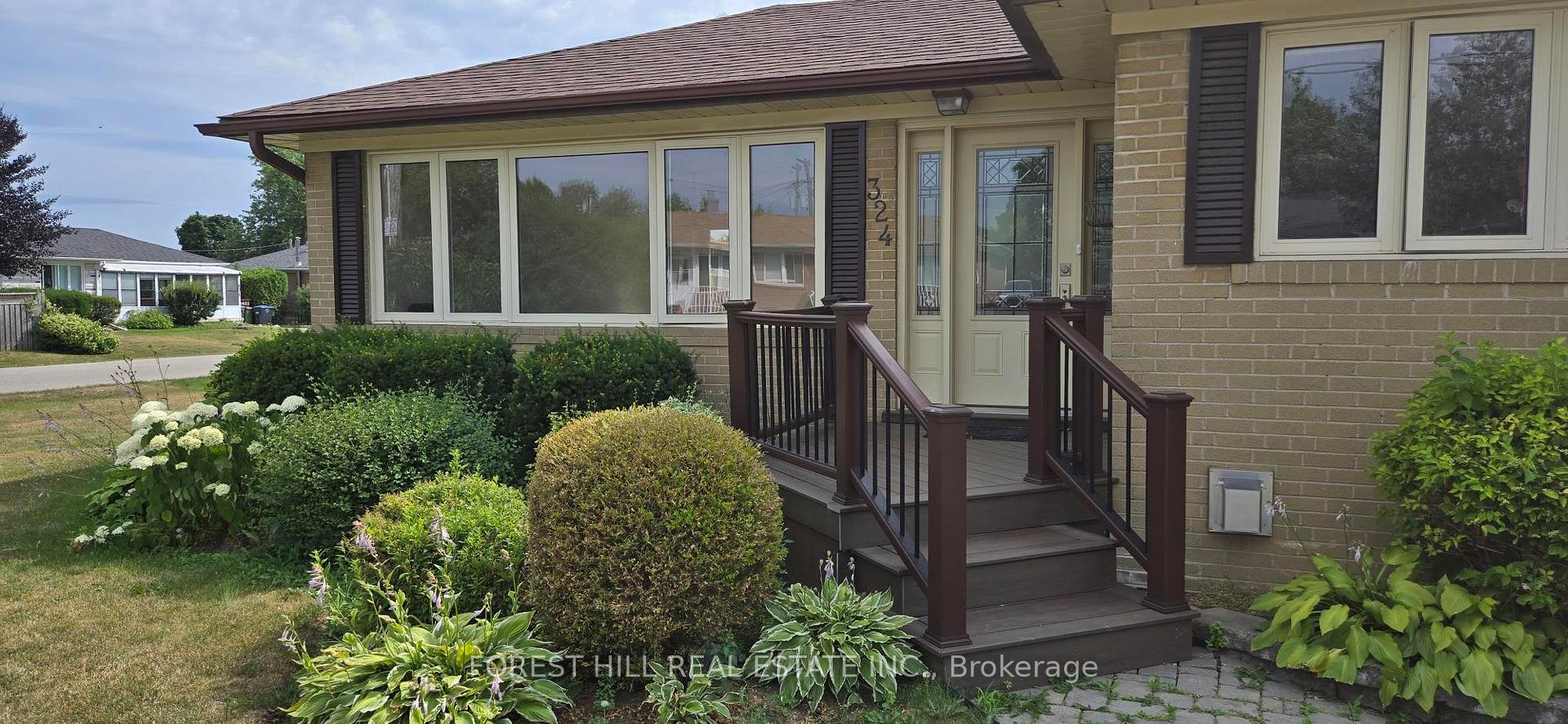 Photo 2 of 324 Henderson Street, Caledon, Bolton West — HOMEH