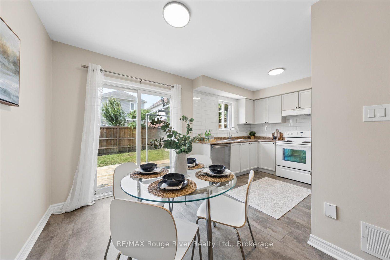 Photo 12 of 274 Swindells Street, Clarington, Bowmanville — HOMEH