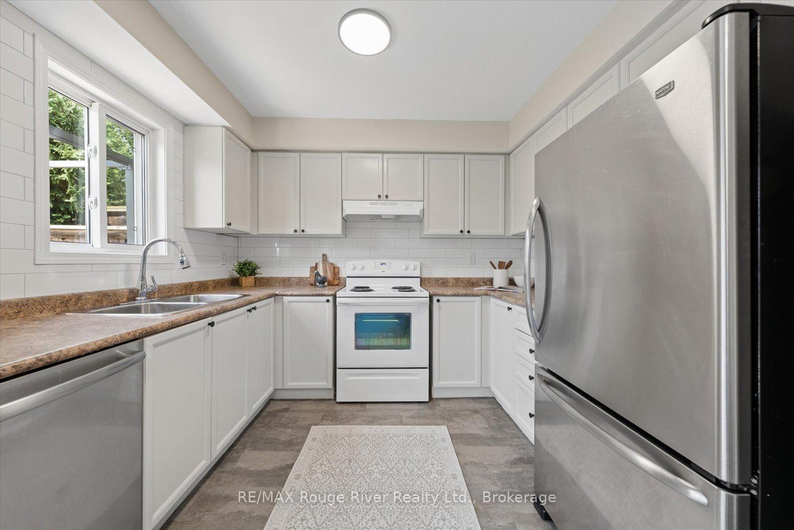 Photo 14 of 274 Swindells Street, Clarington, Bowmanville — HOMEH