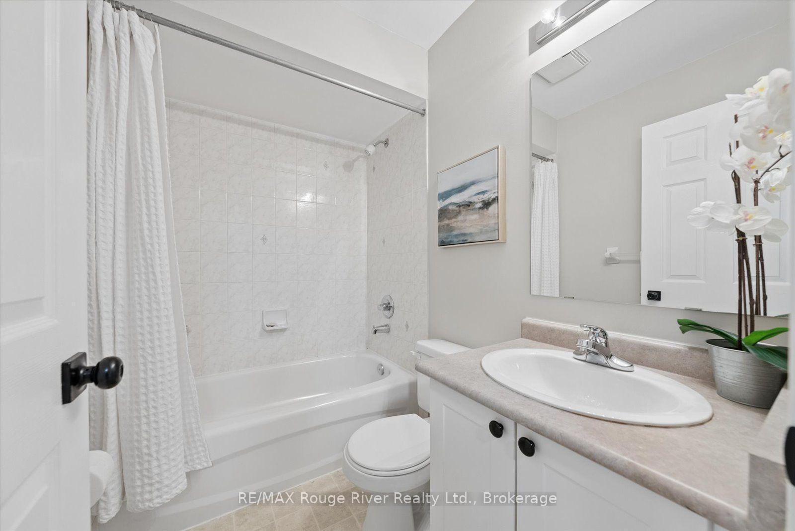 Photo 23 of 274 Swindells Street, Clarington, Bowmanville — HOMEH