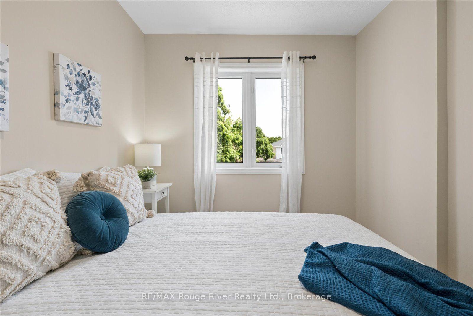 Photo 25 of 274 Swindells Street, Clarington, Bowmanville — HOMEH