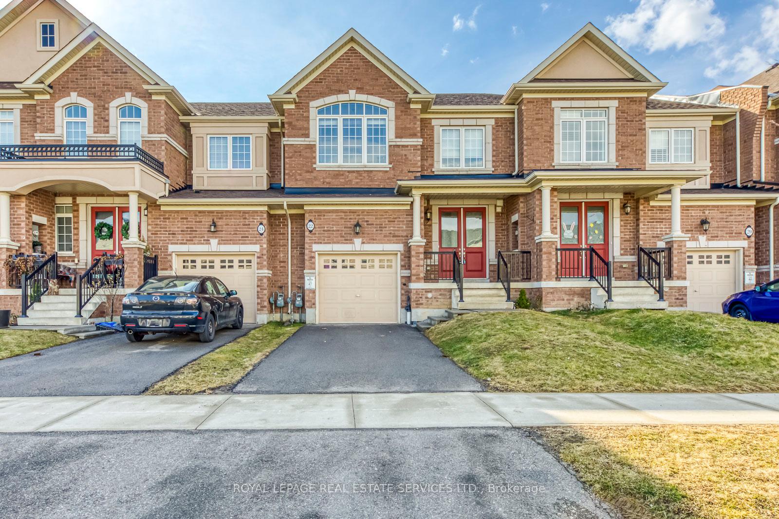 Photo 1 of 22 Callon Drive, Hamilton, Meadowlands — HOMEH