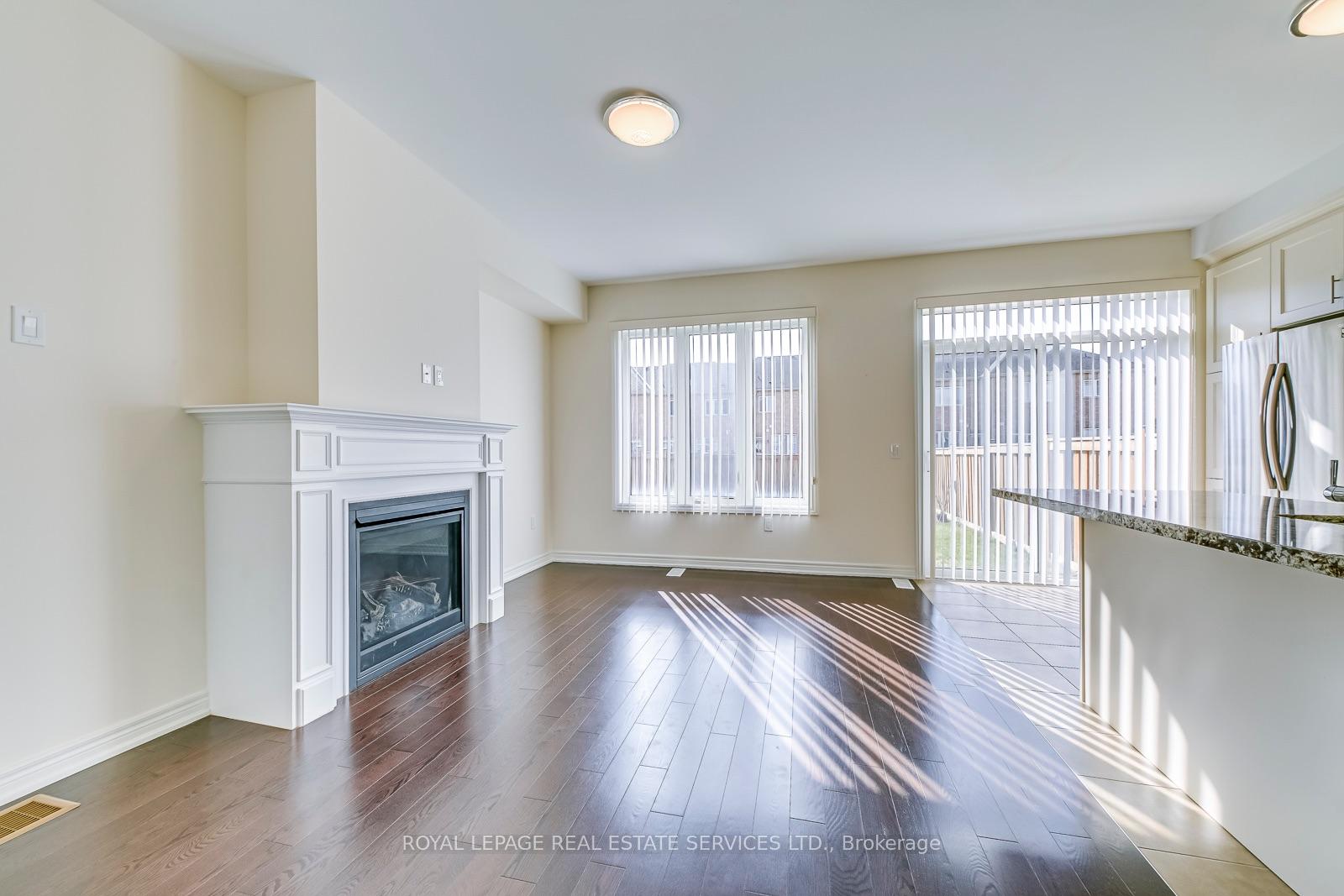 Photo 16 of 22 Callon Drive, Hamilton, Meadowlands — HOMEH
