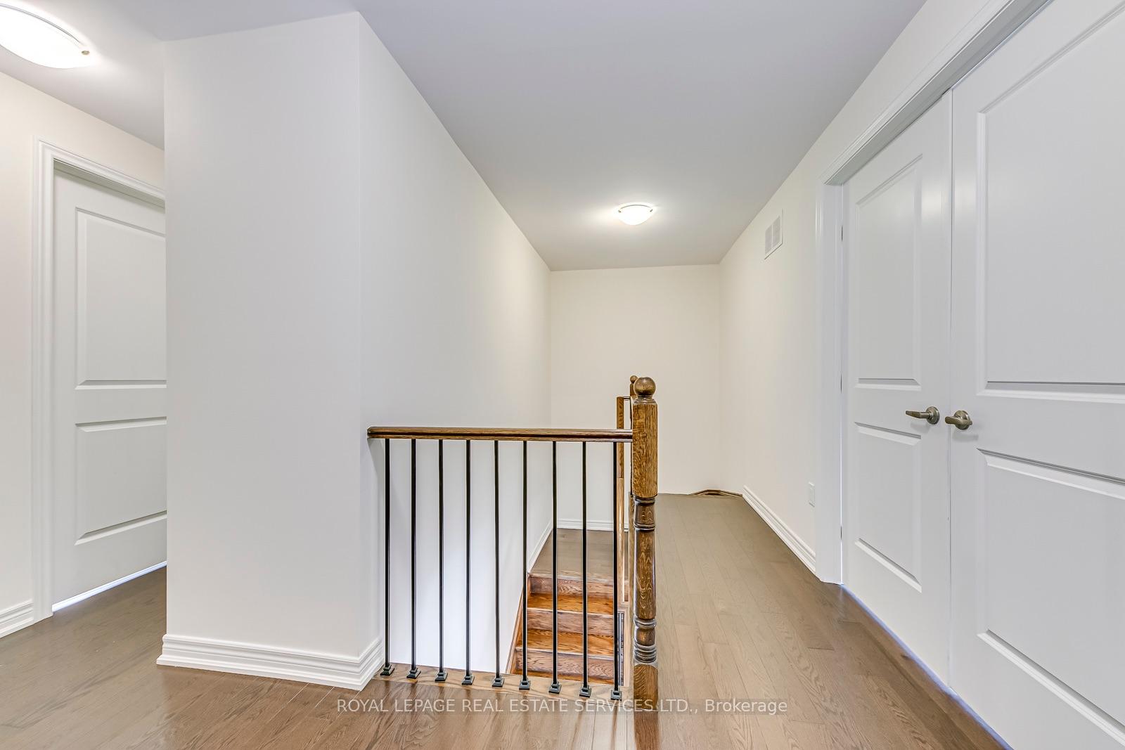 Photo 19 of 22 Callon Drive, Hamilton, Meadowlands — HOMEH