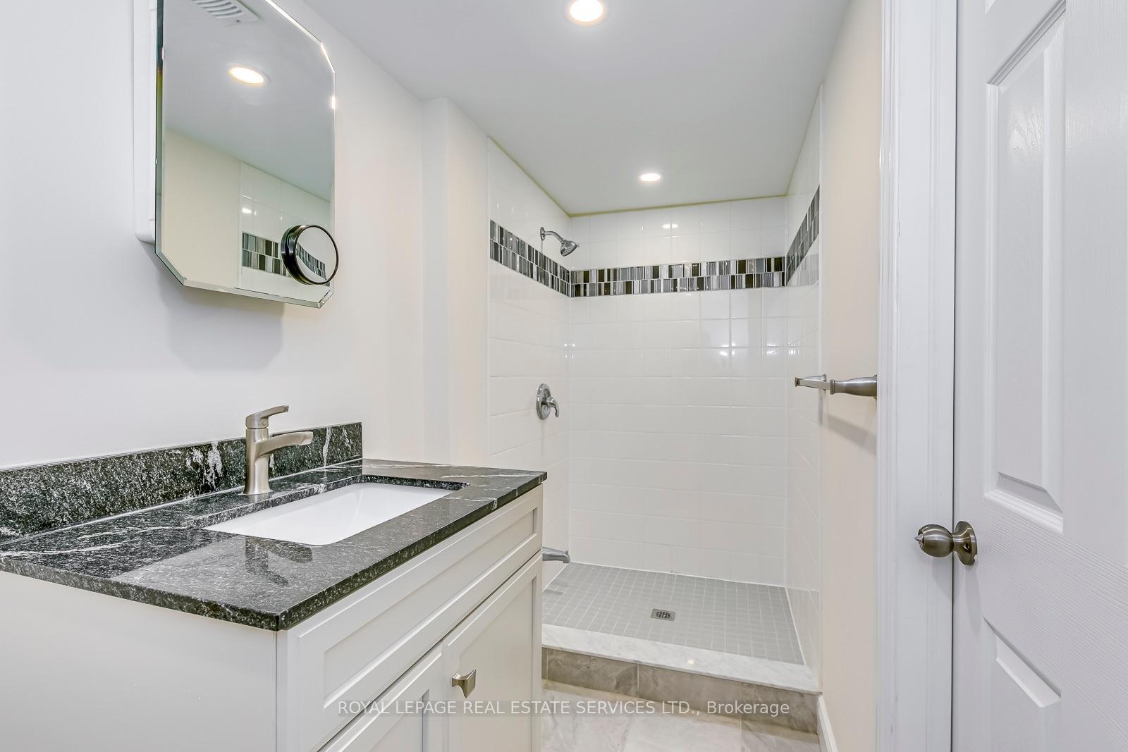 Photo 37 of 22 Callon Drive, Hamilton, Meadowlands — HOMEH