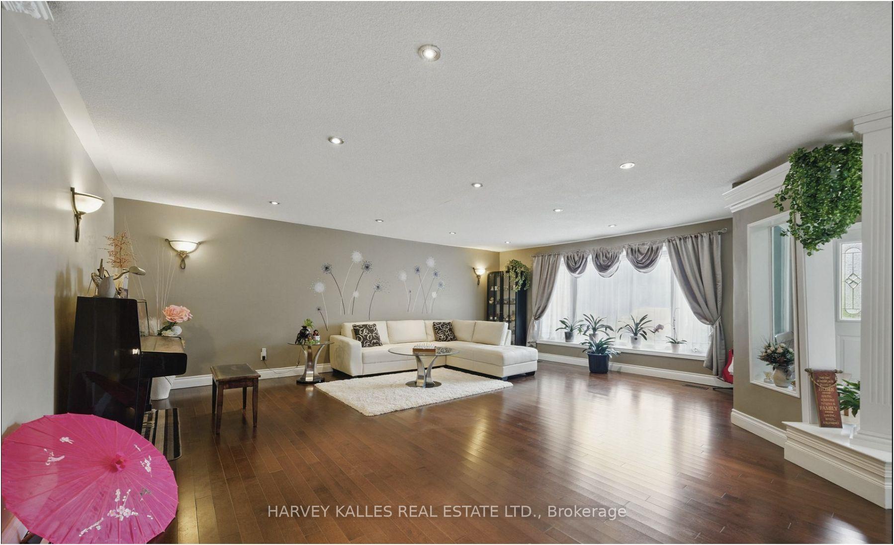 Photo 3 of 55 Denham Drive, Richmond Hill, South Richvale — HOMEH