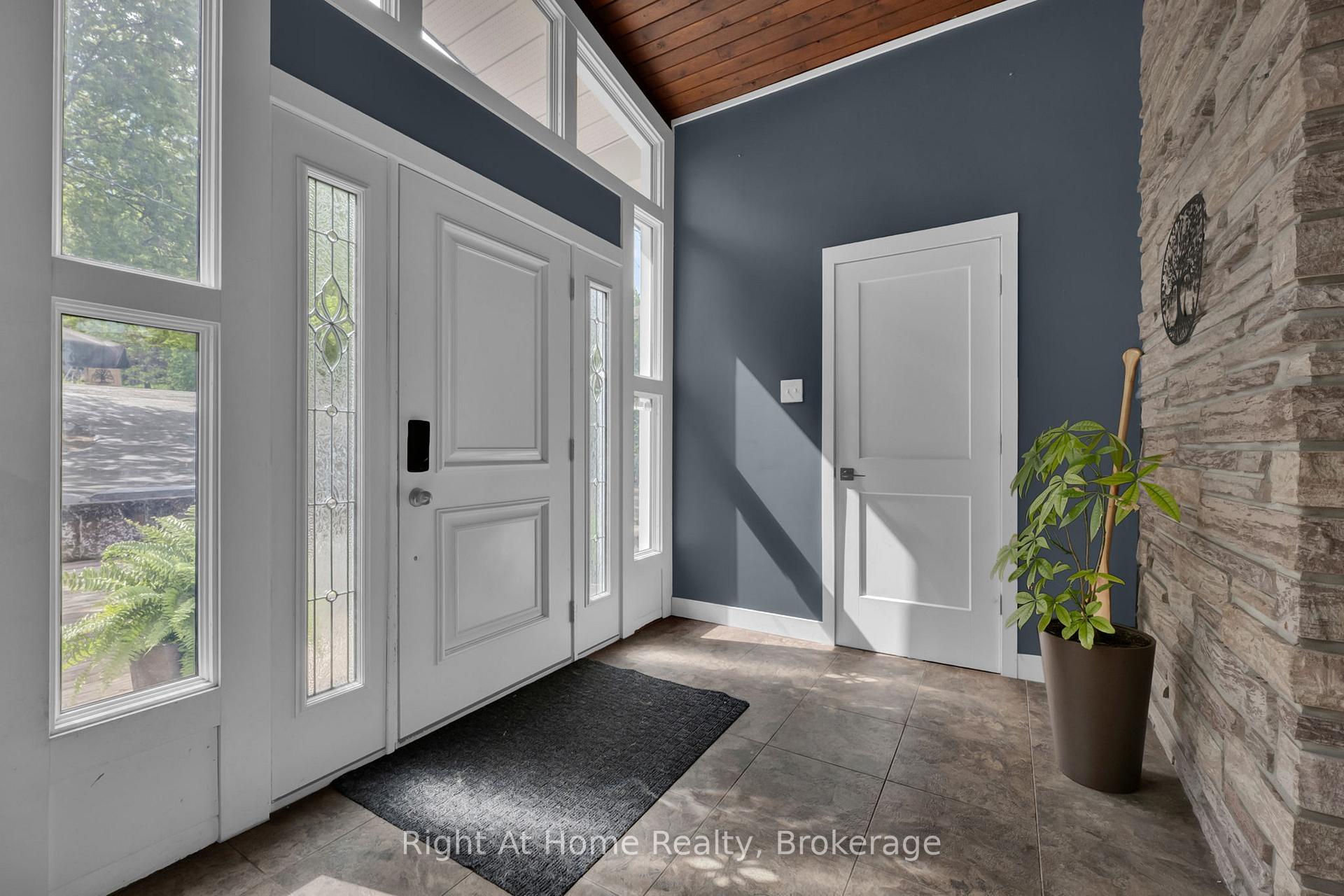 Photo 10 of 7508 Bamsey Drive, Hamilton Township, Rural Hamilton — HOMEH