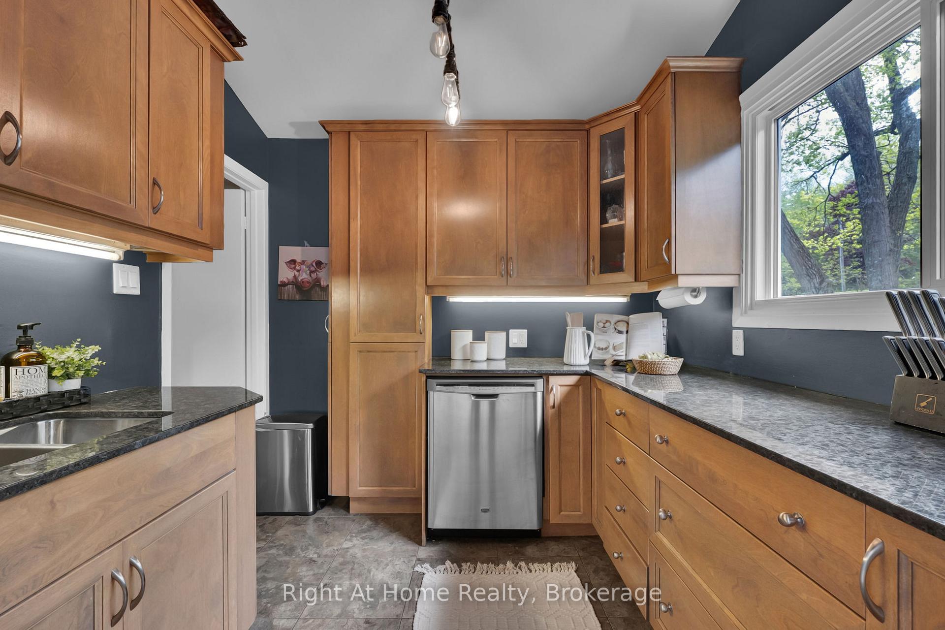 Photo 20 of 7508 Bamsey Drive, Hamilton Township, Rural Hamilton — HOMEH