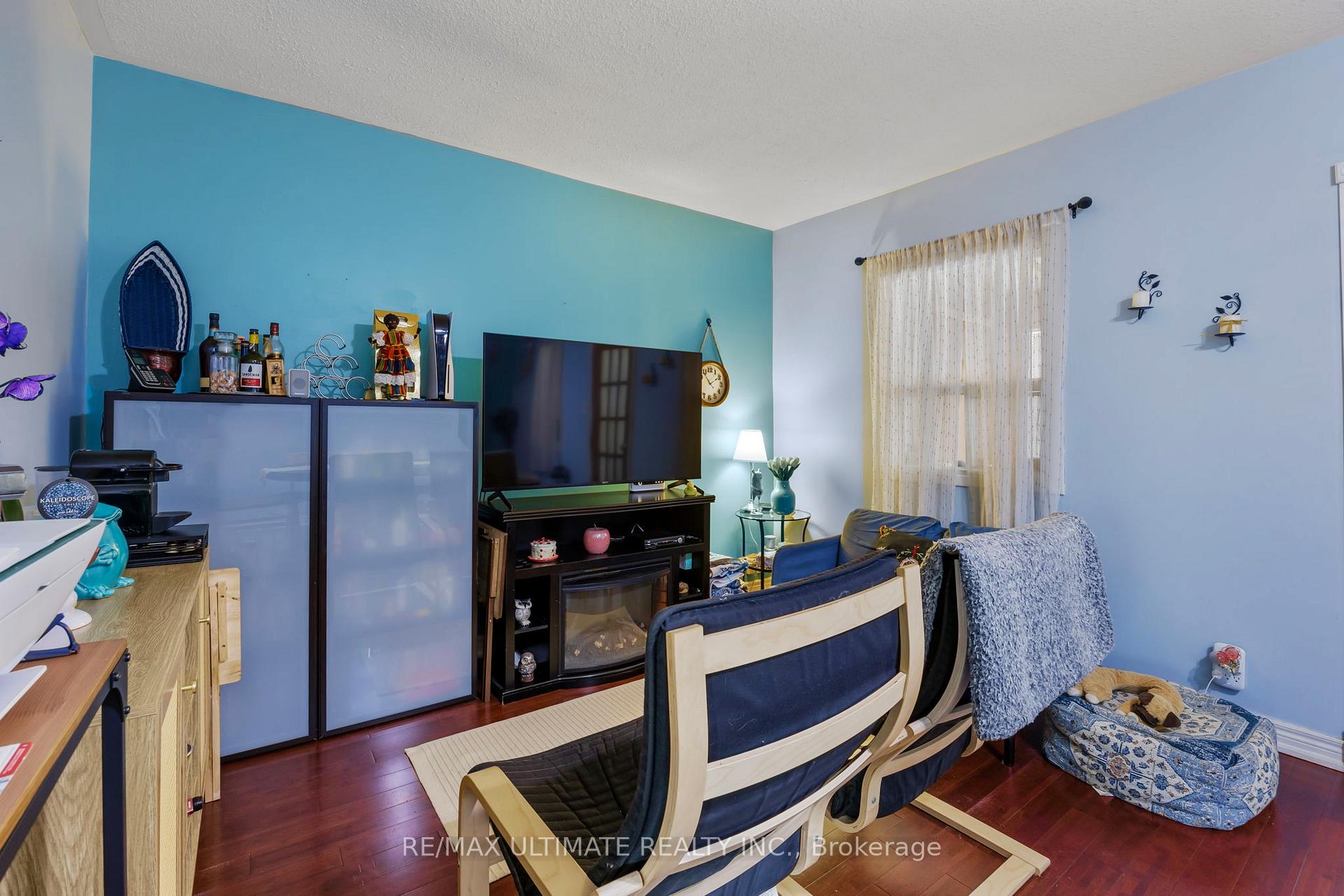 Photo 7 of 82 Beechwood Avenue, Toronto, Rockcliffe-Smythe — HOMEH