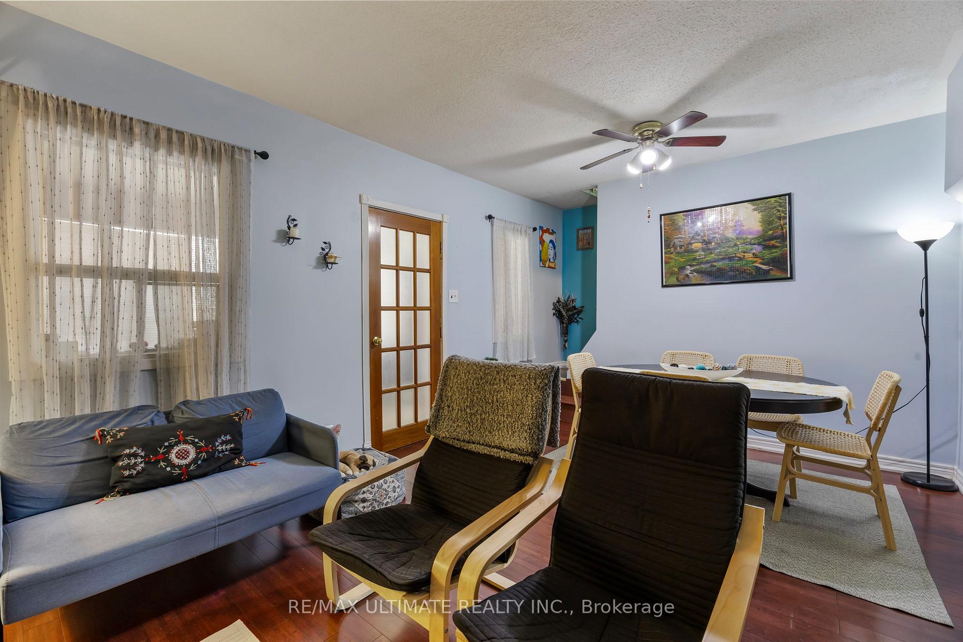 Photo 8 of 82 Beechwood Avenue, Toronto, Rockcliffe-Smythe — HOMEH