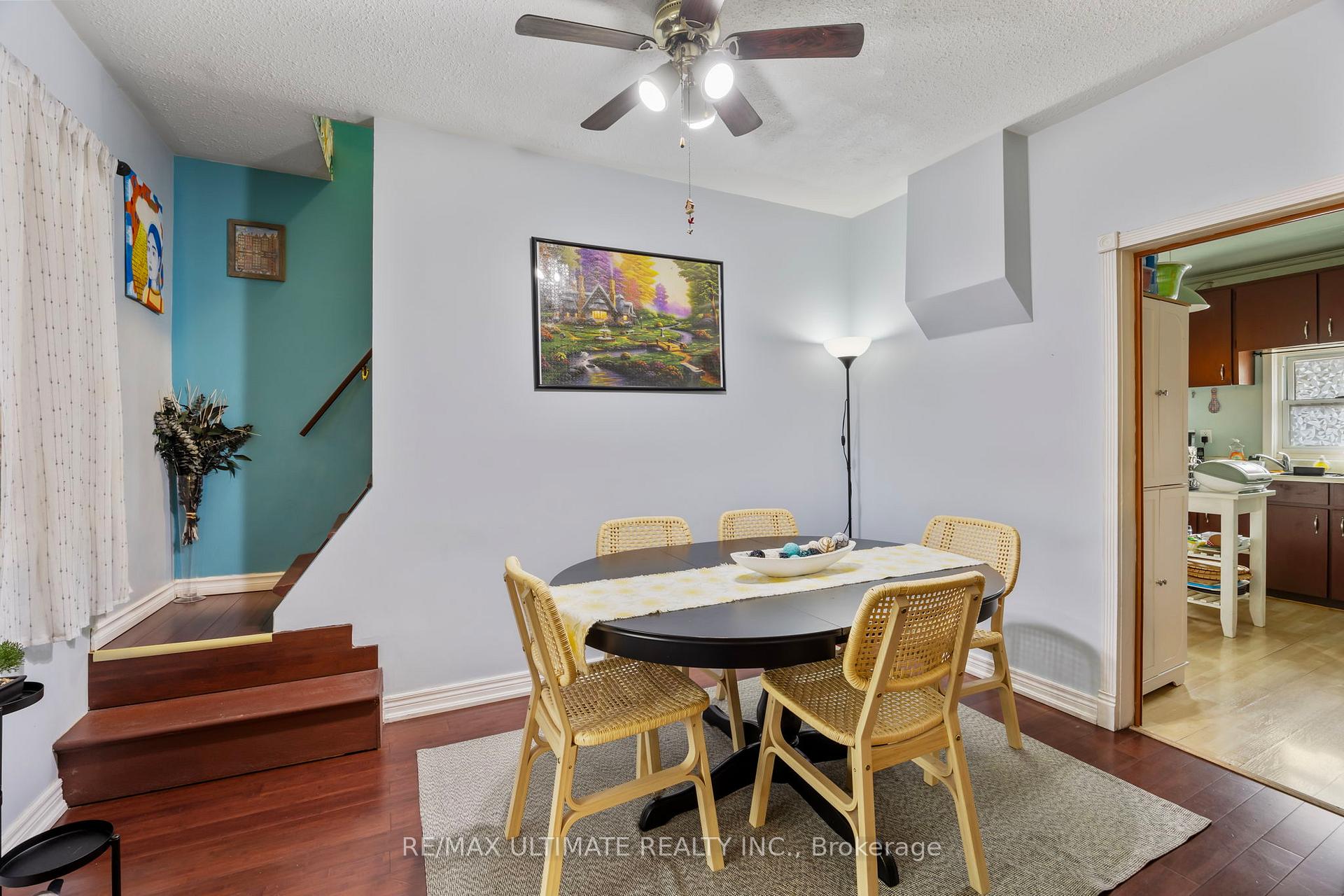 Photo 9 of 82 Beechwood Avenue, Toronto, Rockcliffe-Smythe — HOMEH