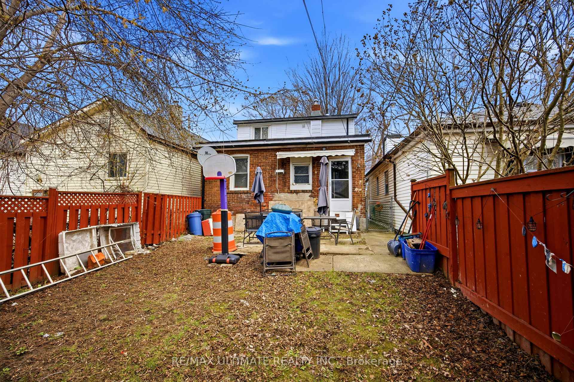 Photo 24 of 82 Beechwood Avenue, Toronto, Rockcliffe-Smythe — HOMEH