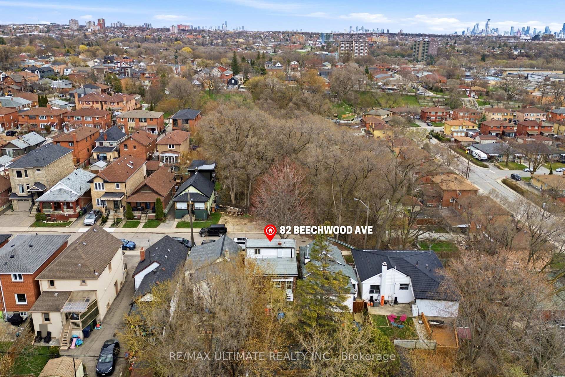Photo 25 of 82 Beechwood Avenue, Toronto, Rockcliffe-Smythe — HOMEH