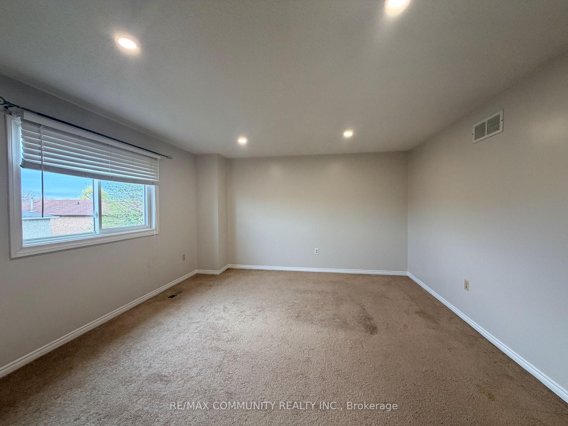 Photo 14 of Unit Main, 65 Hewitt Crescent, Ajax, South East — HOMEH