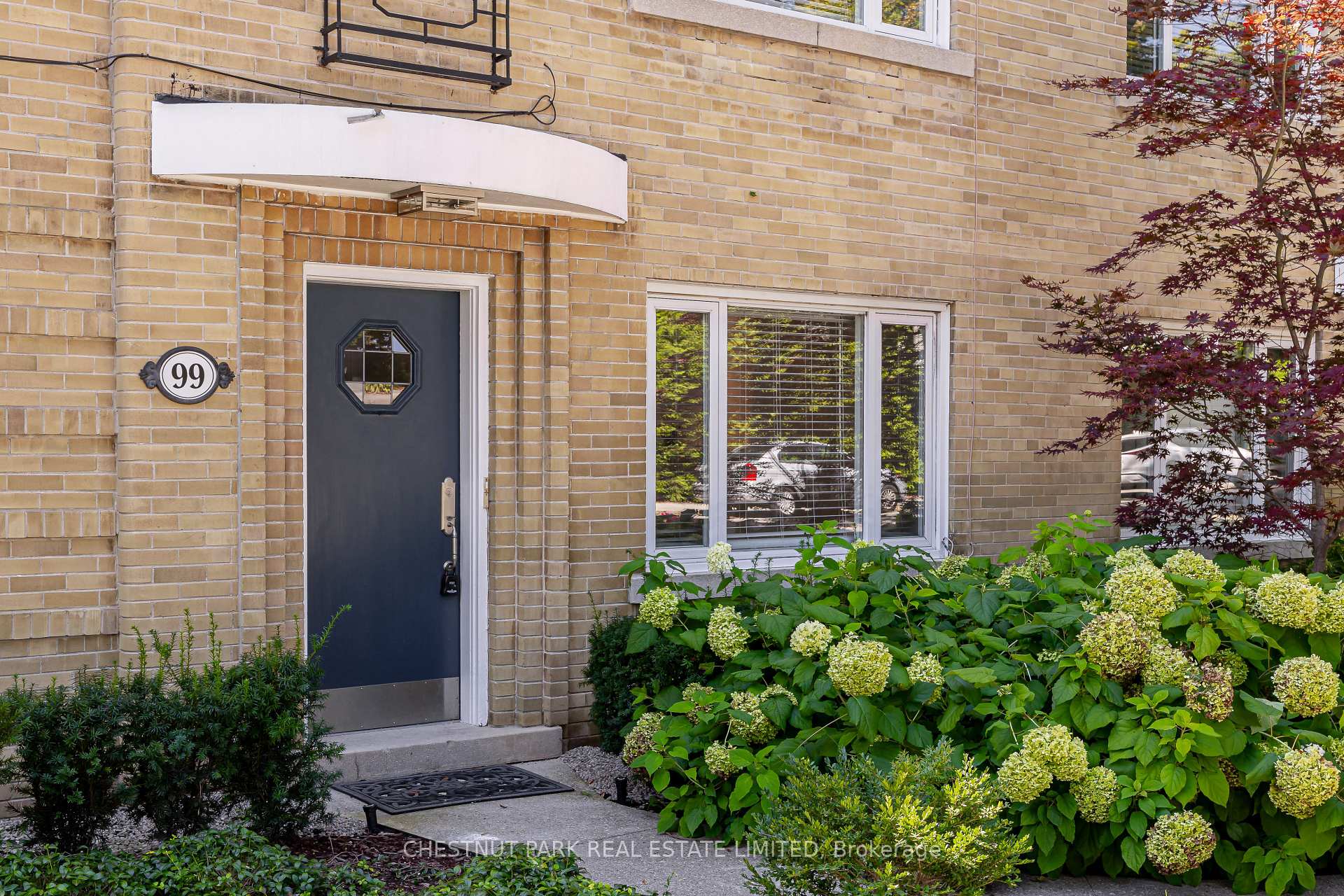 Photo 2 of Unit Main, 99 Chatsworth Drive, Toronto, Lawrence Park South — HOMEH