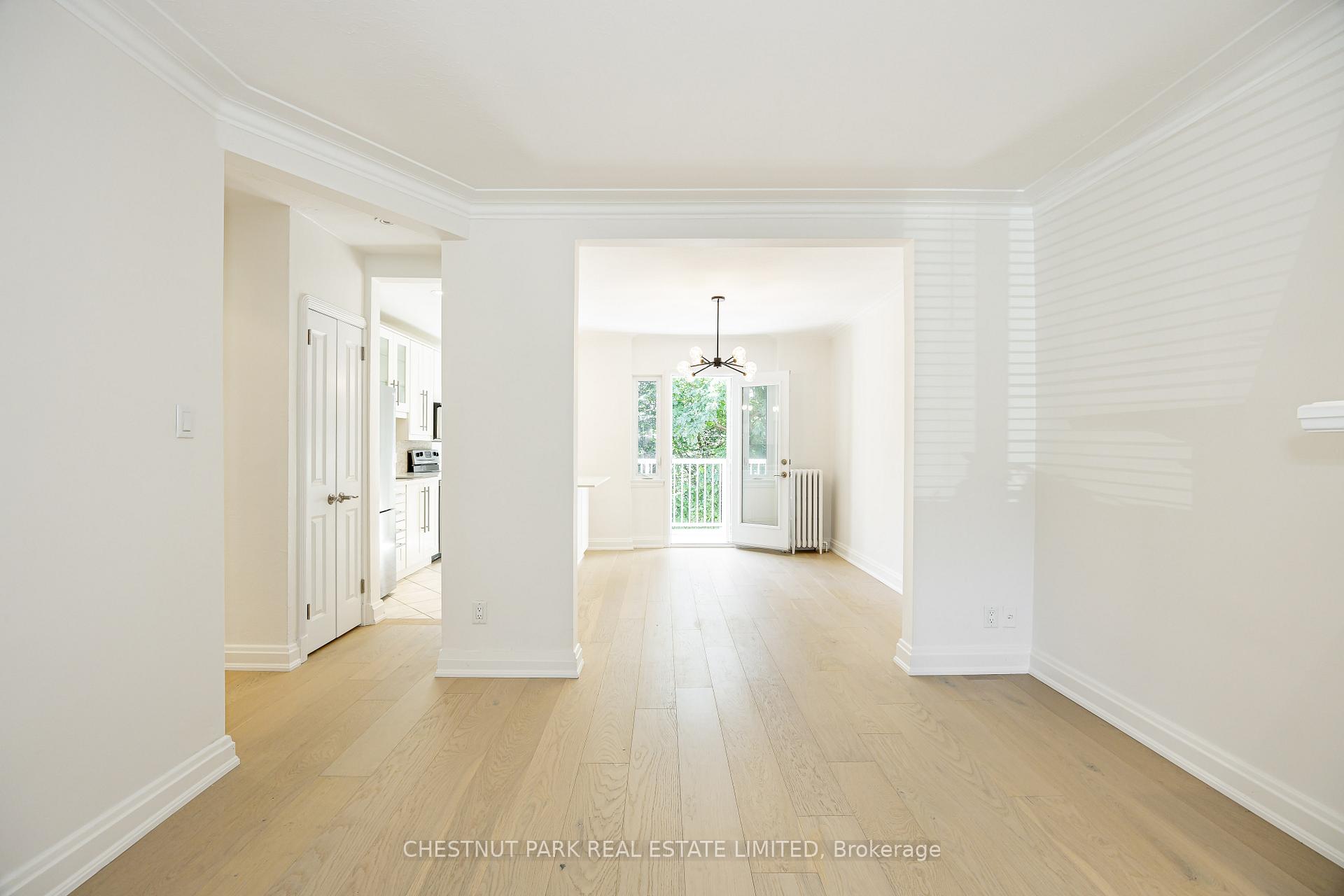 Photo 9 of Unit Main, 99 Chatsworth Drive, Toronto, Lawrence Park South — HOMEH