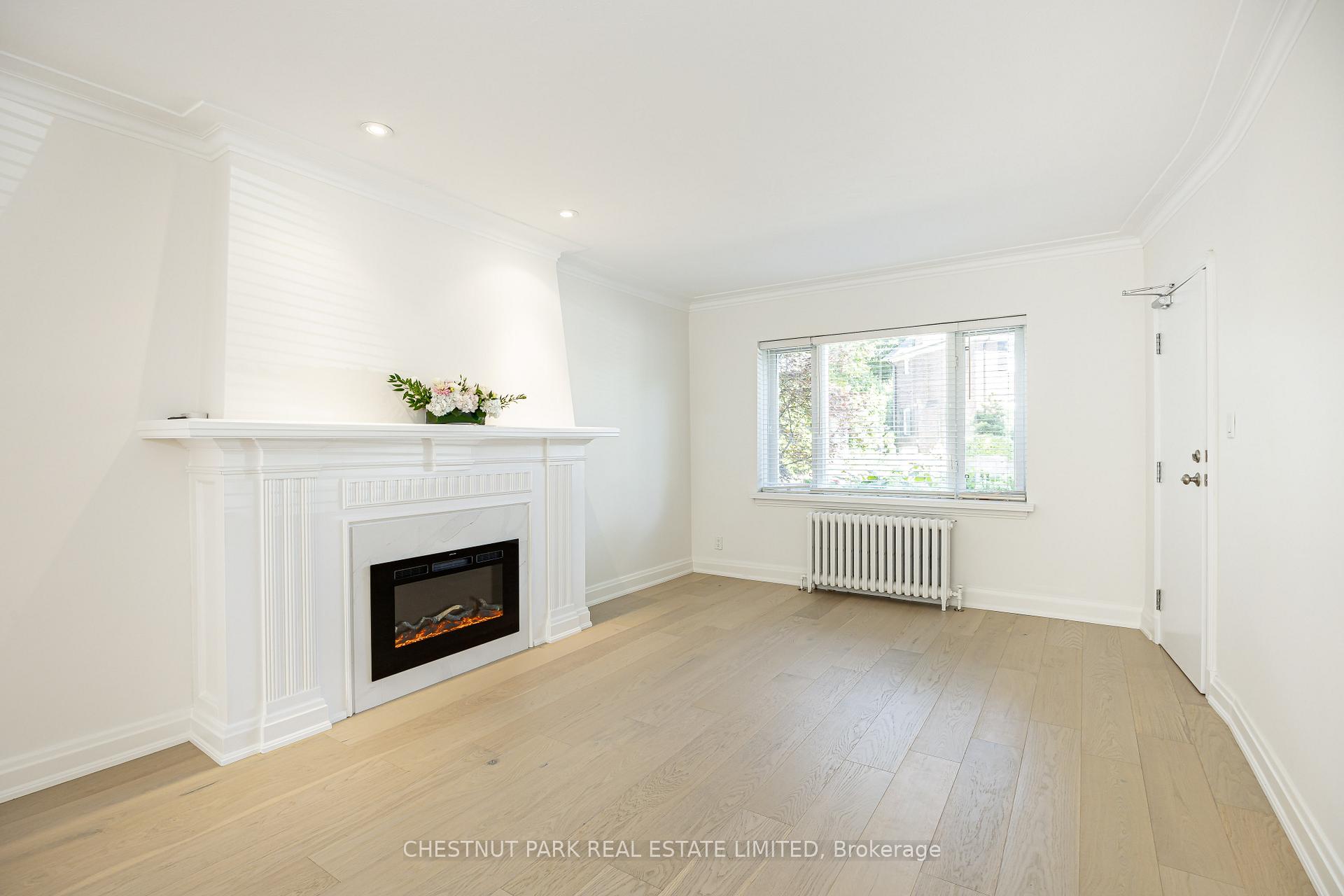 Photo 11 of Unit Main, 99 Chatsworth Drive, Toronto, Lawrence Park South — HOMEH