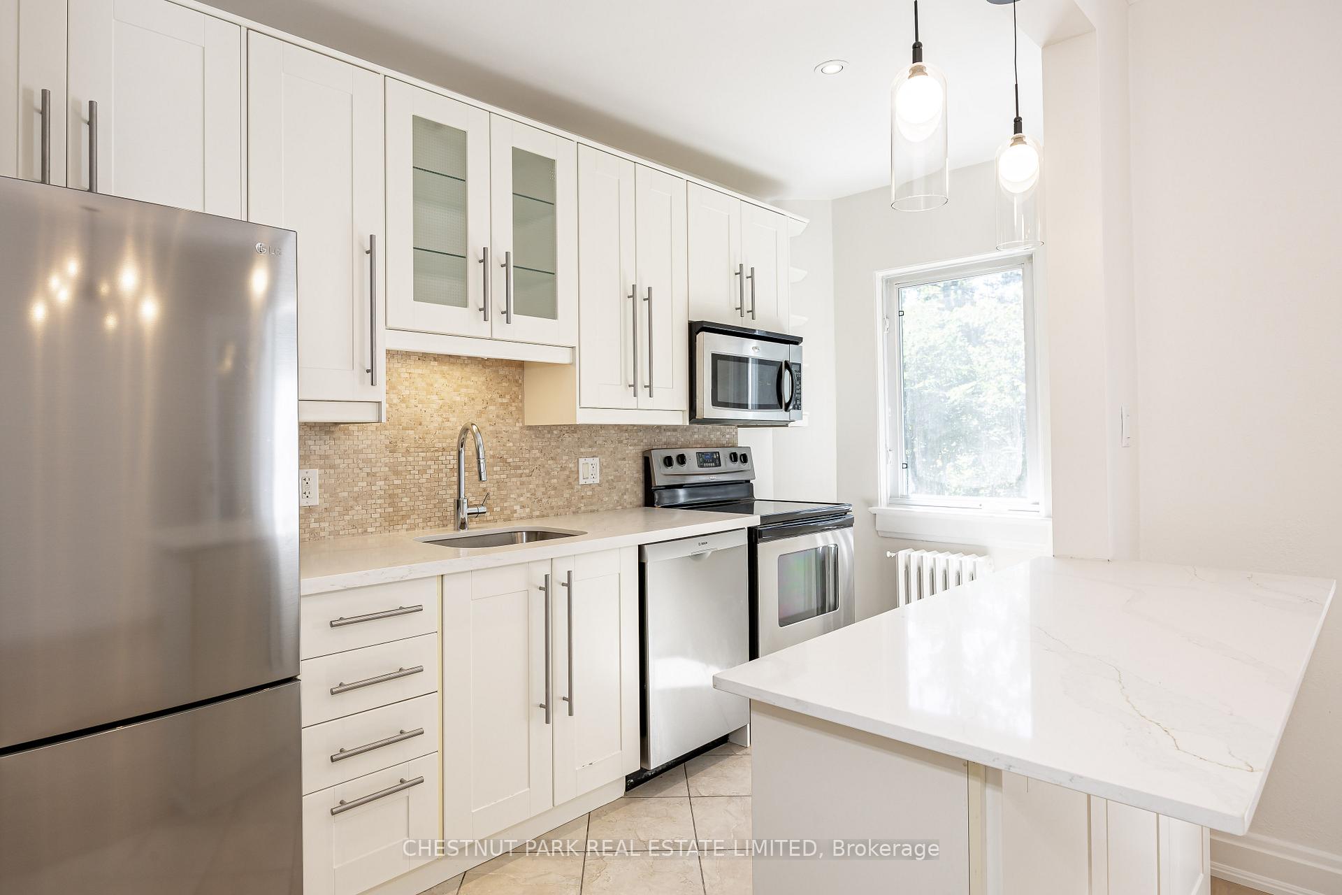 Photo 16 of Unit Main, 99 Chatsworth Drive, Toronto, Lawrence Park South — HOMEH