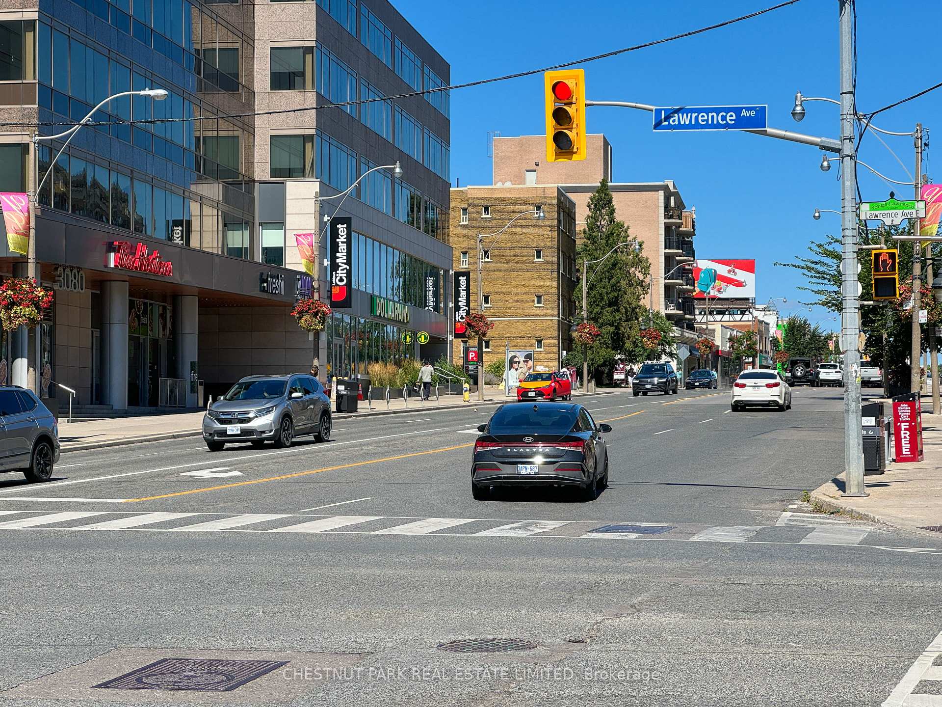 Photo 32 of Unit Main, 99 Chatsworth Drive, Toronto, Lawrence Park South — HOMEH