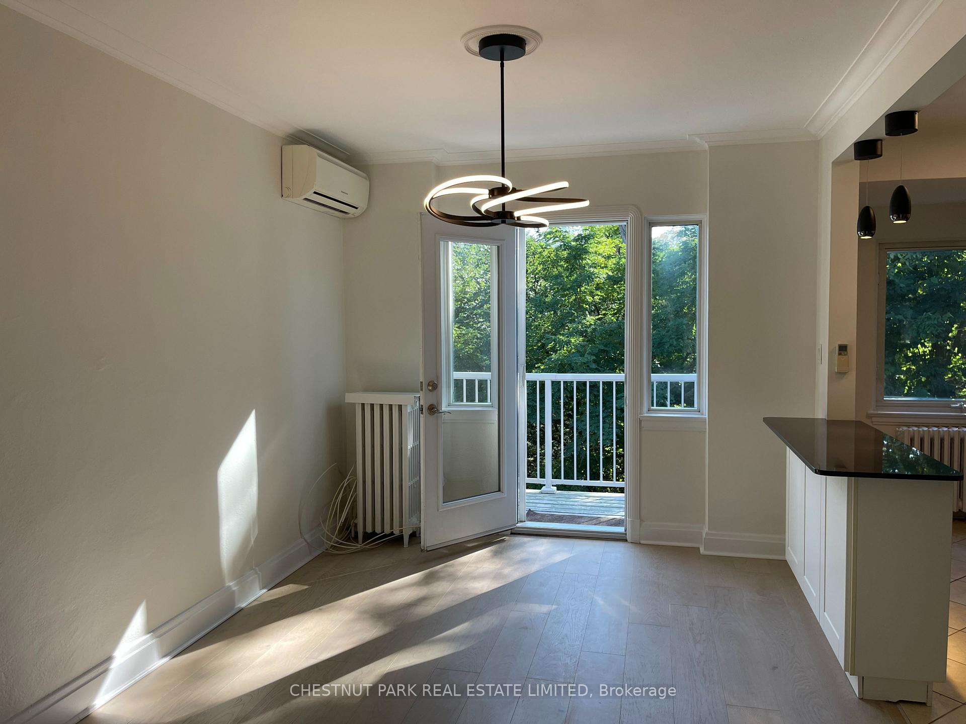 Photo 5 of Unit Upper, 101 Chatsworth Drive, Toronto, Lawrence Park South — HOMEH