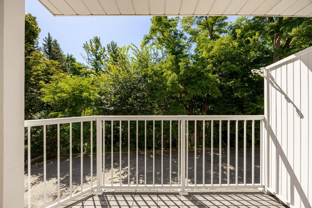 Photo 13 of Unit Upper, 101 Chatsworth Drive, Toronto, Lawrence Park South — HOMEH