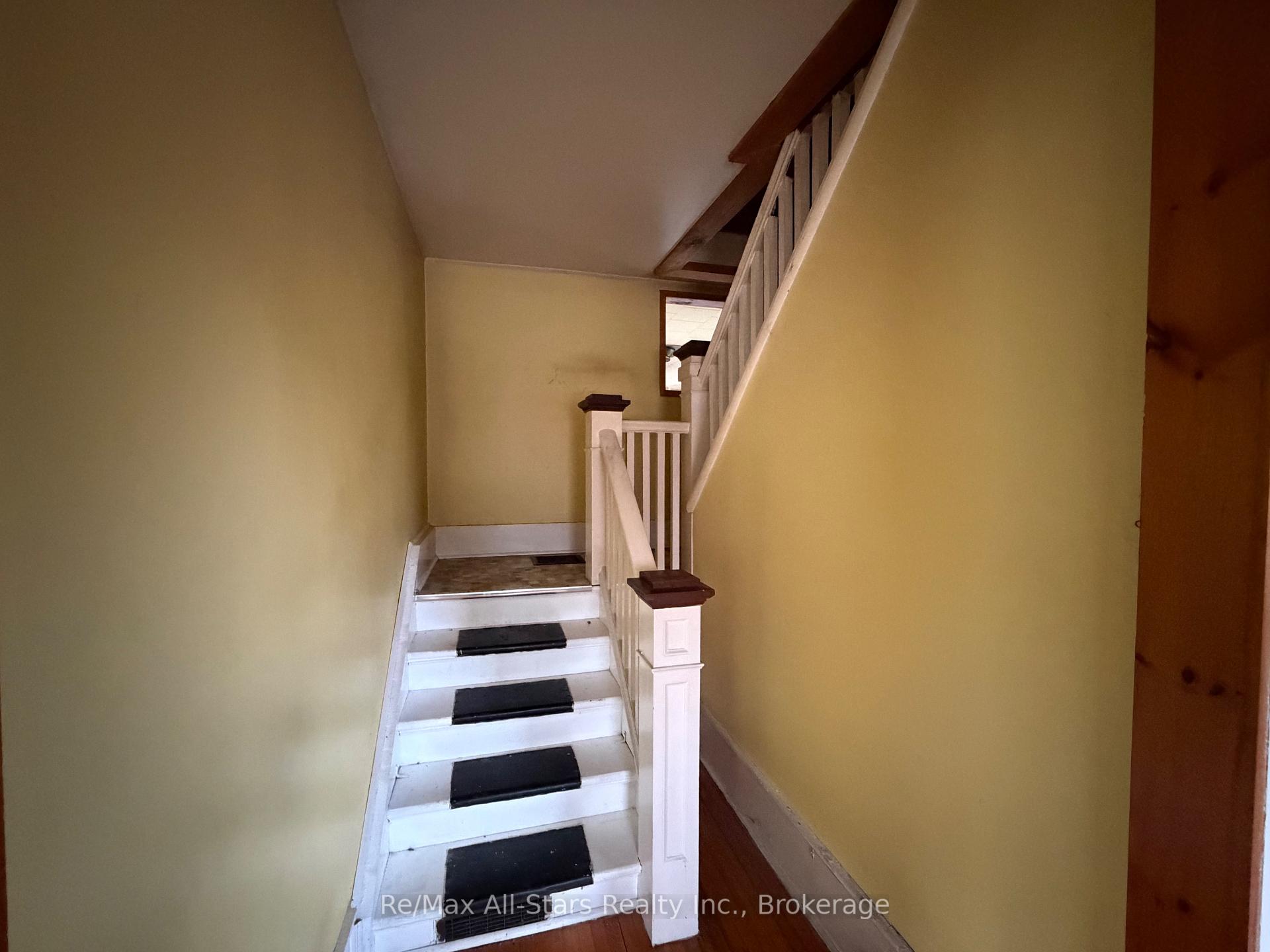 Photo 4 of 54 Munro Street, Brock, Cannington — HOMEH