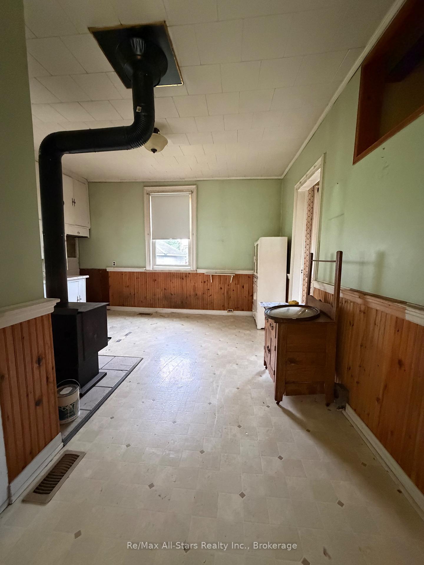 Photo 8 of 54 Munro Street, Brock, Cannington — HOMEH
