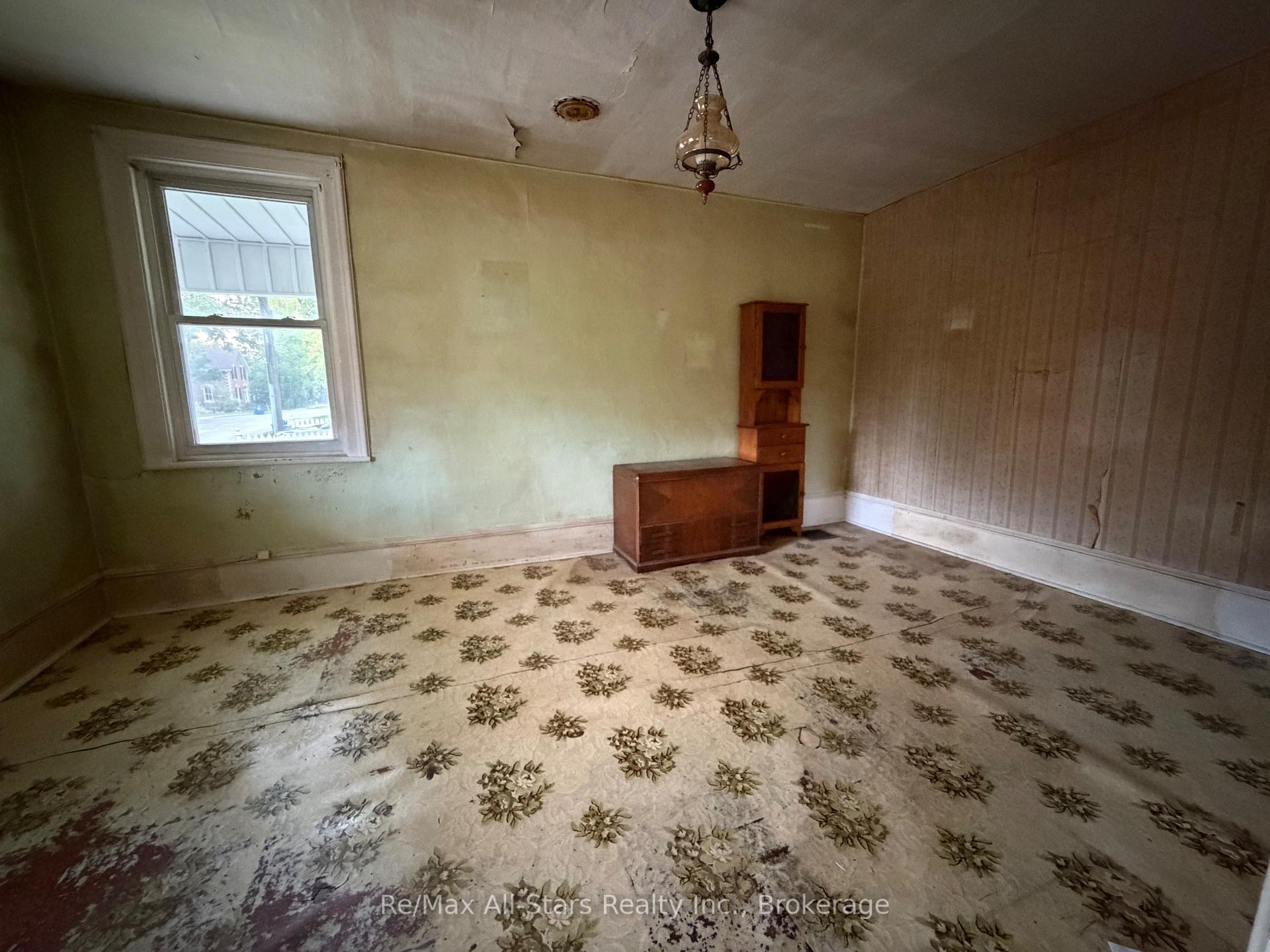 Photo 9 of 54 Munro Street, Brock, Cannington — HOMEH