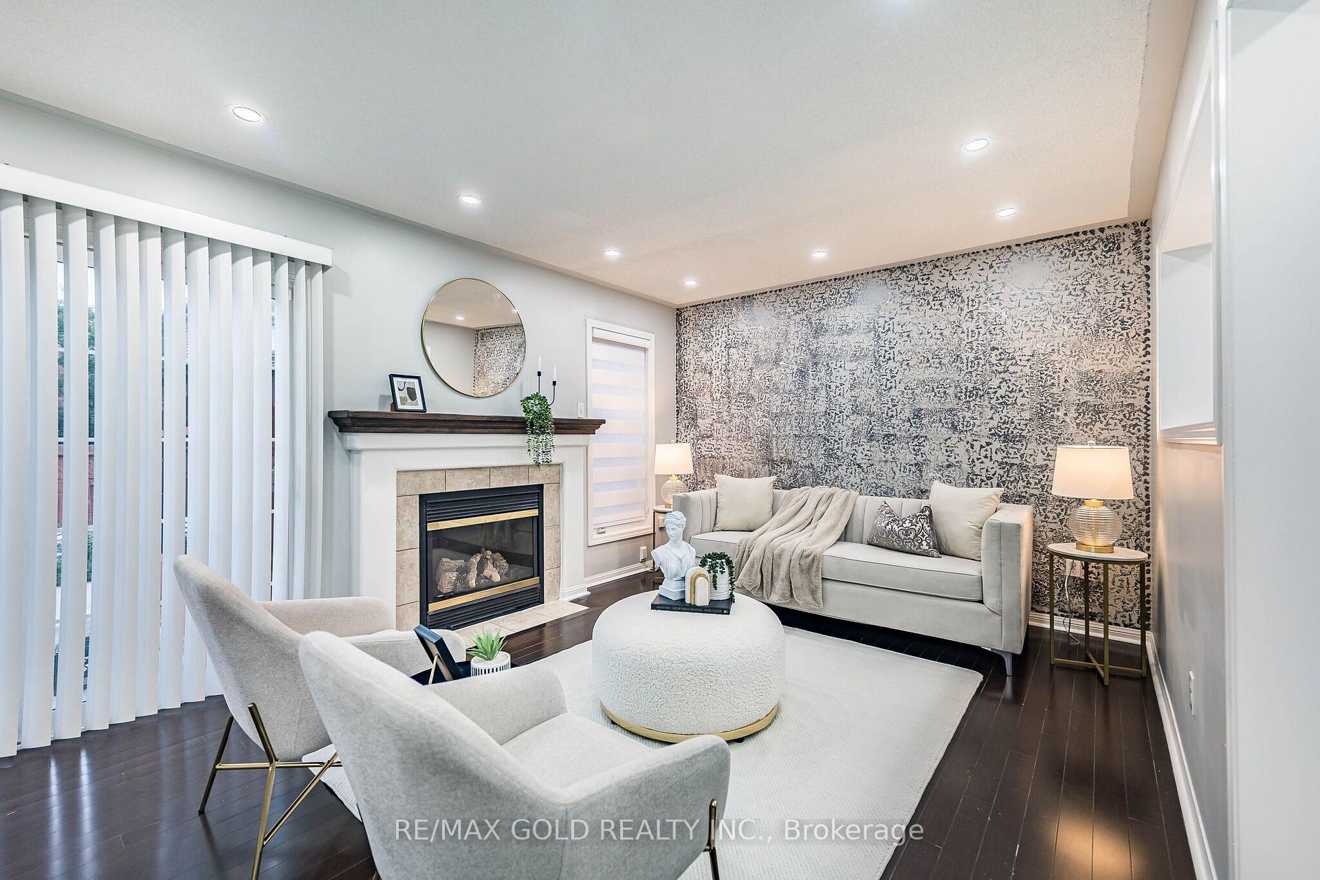 Photo 22 of 55 Secord Crescent, Brampton, Fletcher's Meadow — HOMEH