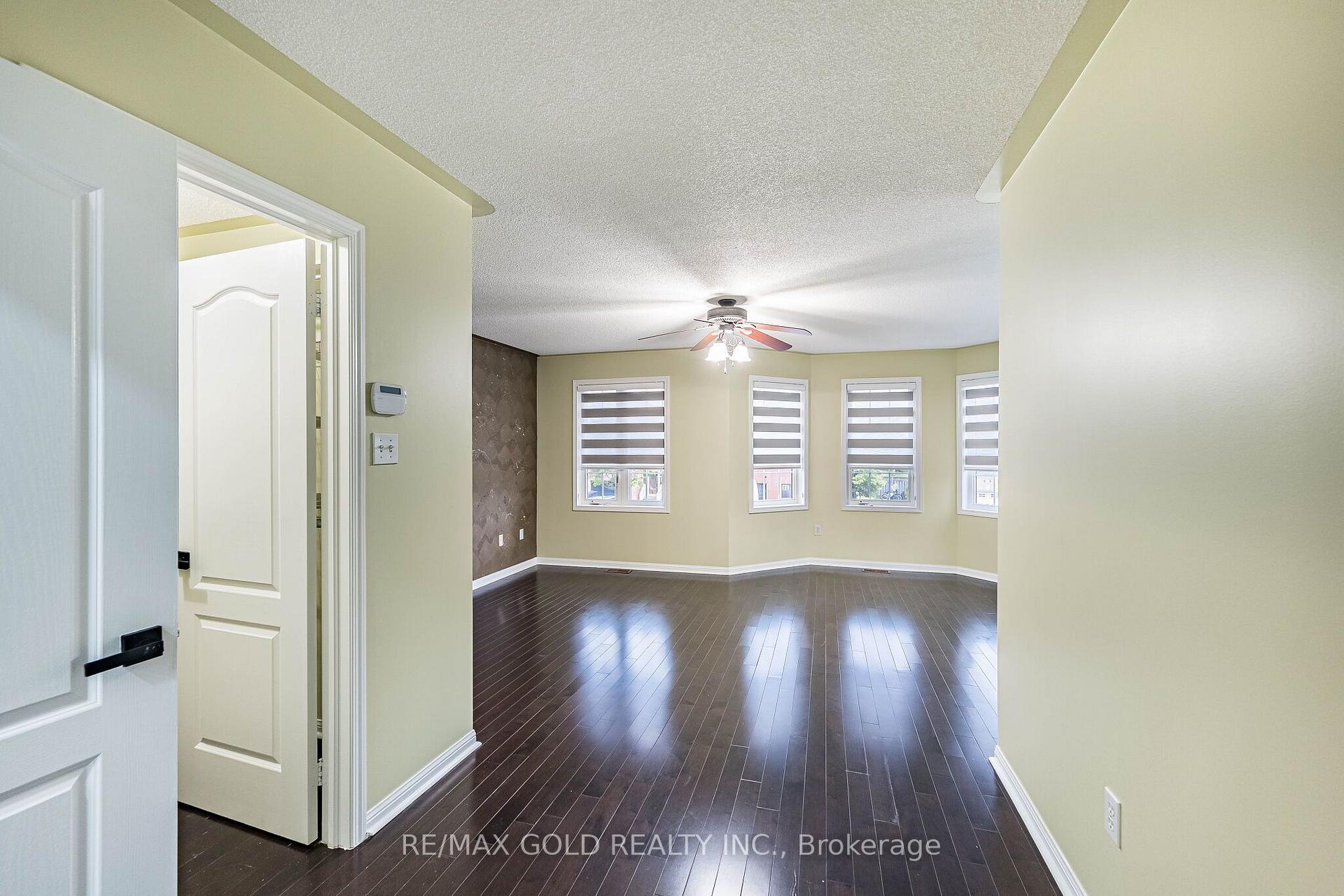 Photo 30 of 55 Secord Crescent, Brampton, Fletcher's Meadow — HOMEH