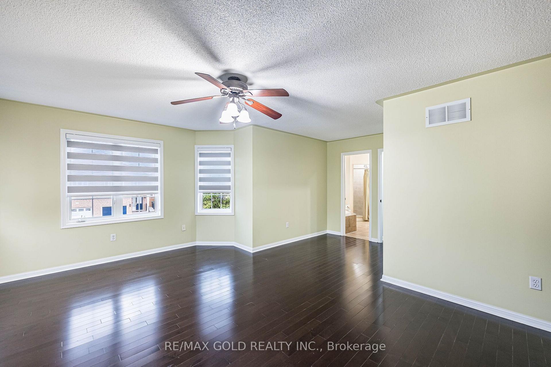 Photo 32 of 55 Secord Crescent, Brampton, Fletcher's Meadow — HOMEH