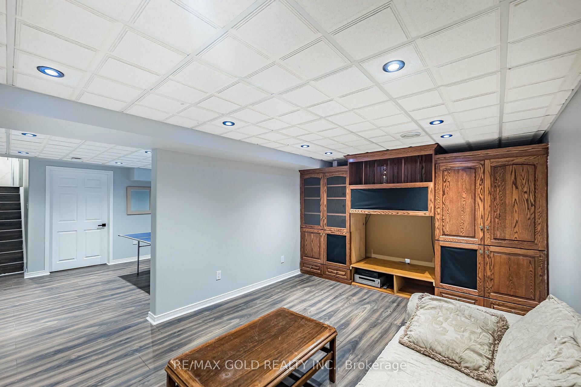 Photo 45 of 55 Secord Crescent, Brampton, Fletcher's Meadow — HOMEH