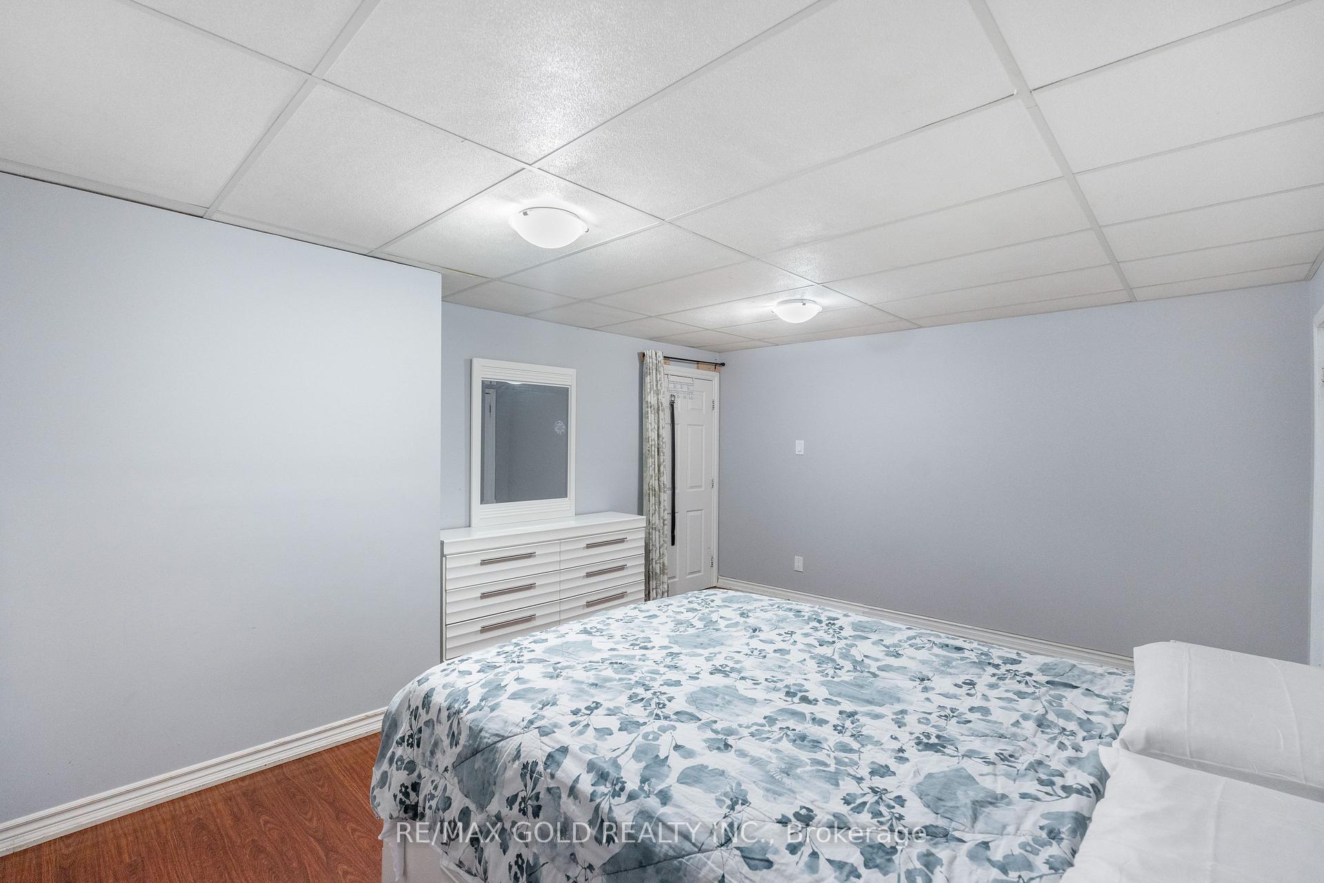 Photo 35 of 48 Maidstone Crescent, Brampton, Central Park — HOMEH