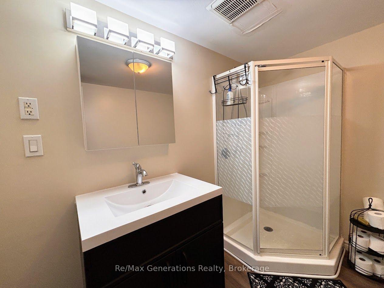 Photo 24 of 34 Redwing Avenue, Manitouwadge, TB-73 — HOMEH