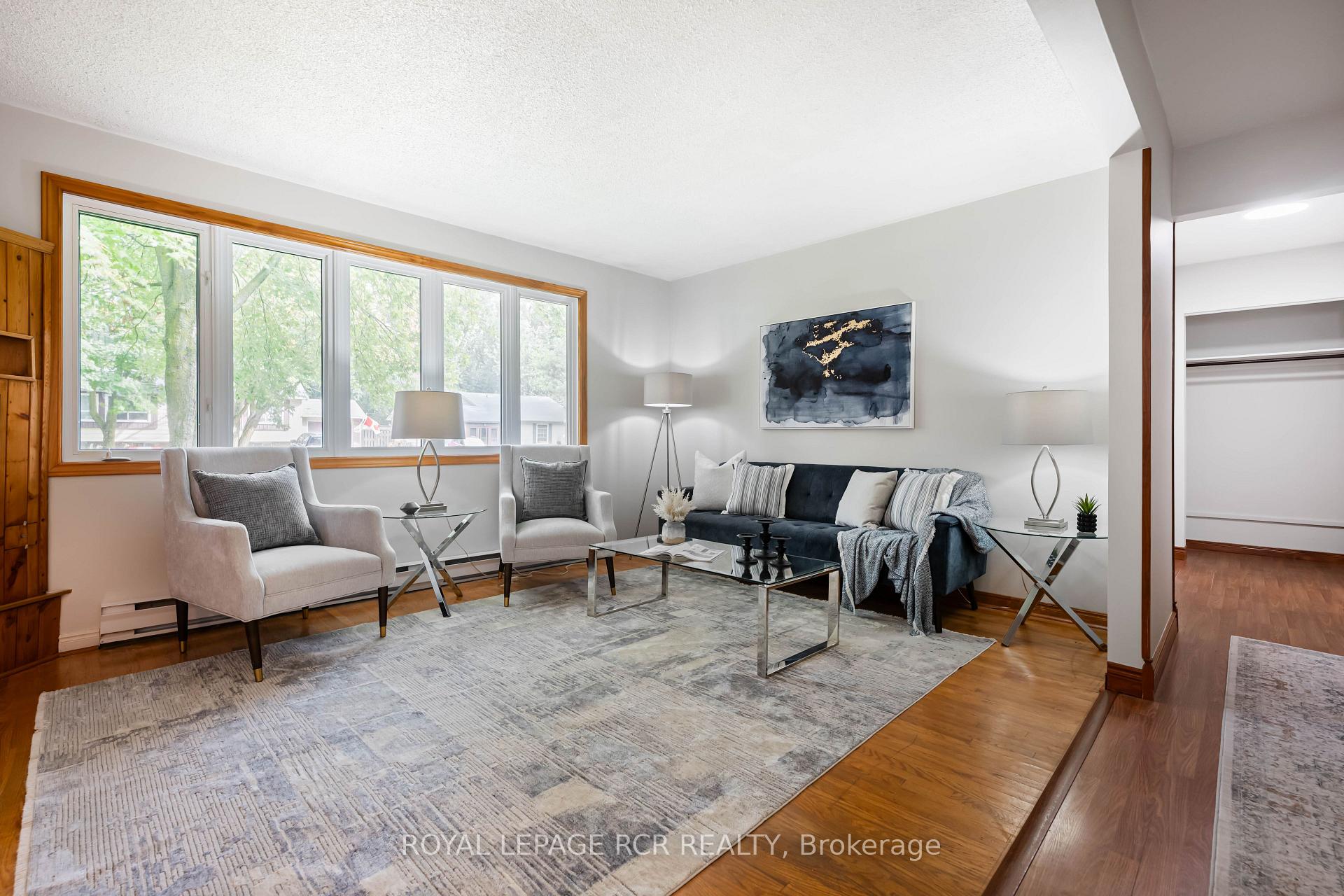 Photo 15 of 427 Pineview Gardens, Shelburne — HOMEH