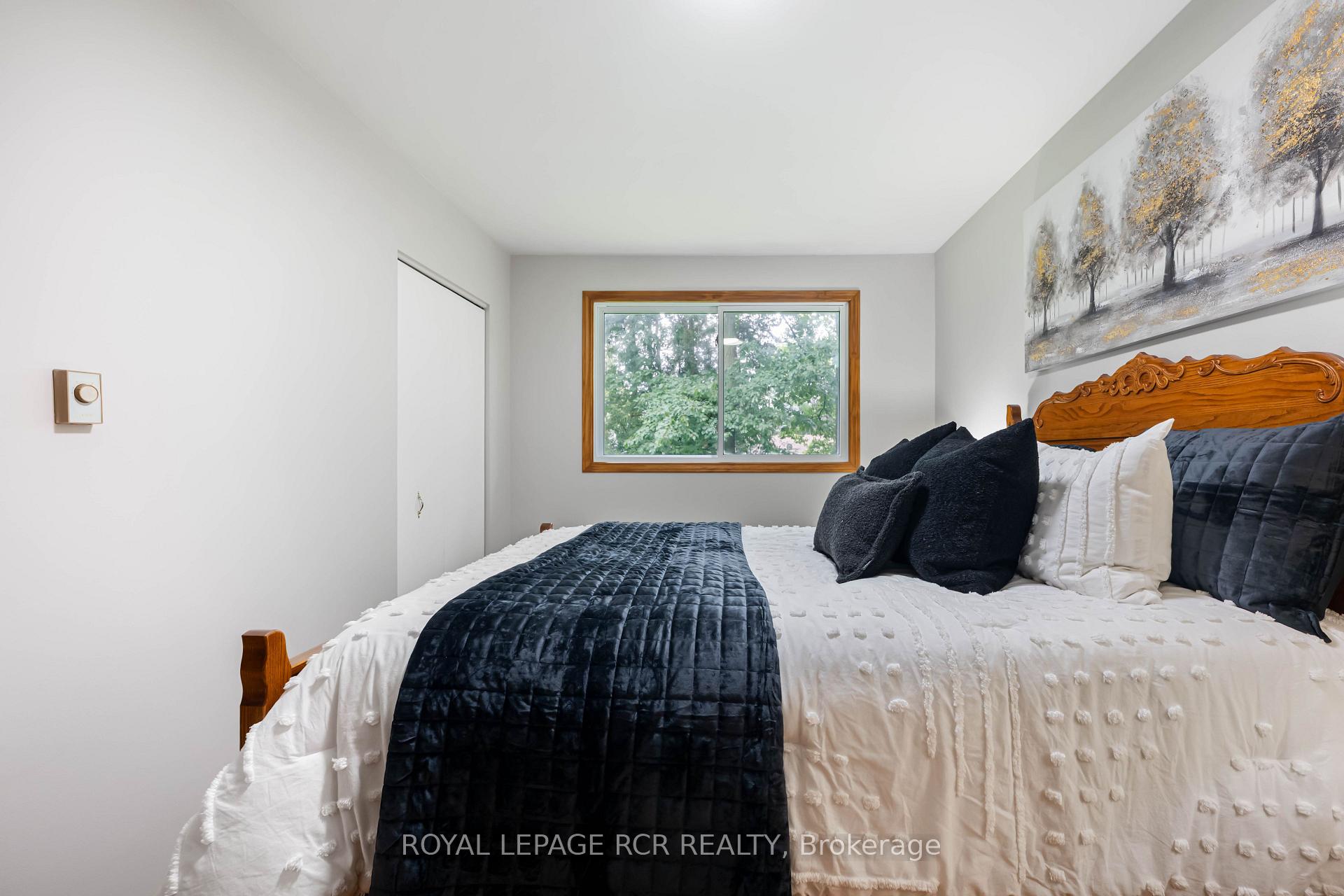Photo 27 of 427 Pineview Gardens, Shelburne — HOMEH