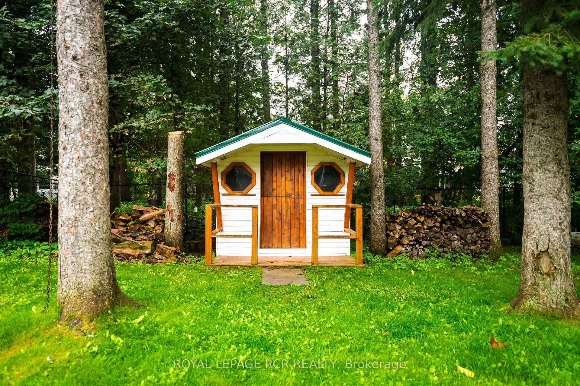 Photo 41 of 427 Pineview Gardens, Shelburne — HOMEH