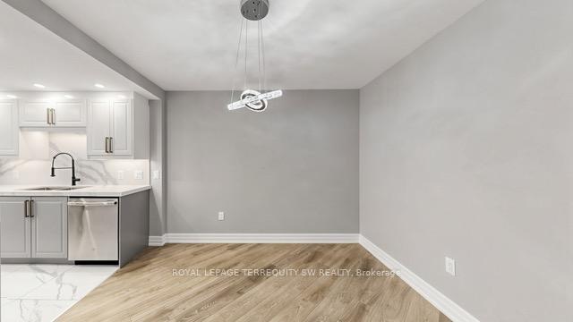 Photo 7 of Unit 512, 7440 Bathurst Street, Vaughan, Brownridge — HOMEH