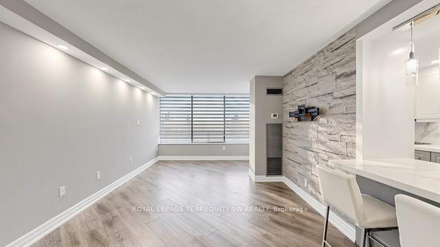 Photo 10 of Unit 512, 7440 Bathurst Street, Vaughan, Brownridge — HOMEH