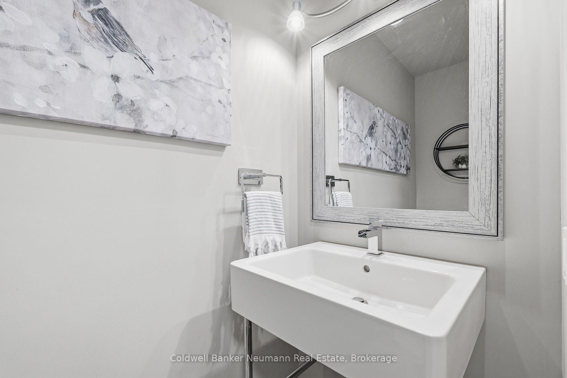 Photo 16 of 8 Pickwick Place, Guelph, Willow West/Sugarbush/West Acres — HOMEH