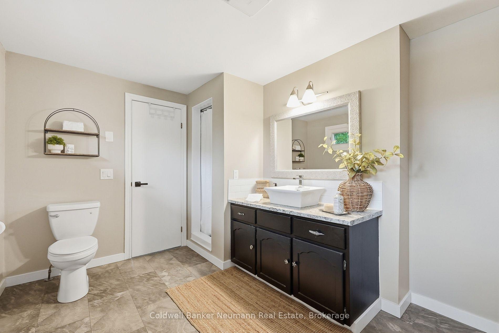 Photo 29 of 8 Pickwick Place, Guelph, Willow West/Sugarbush/West Acres — HOMEH