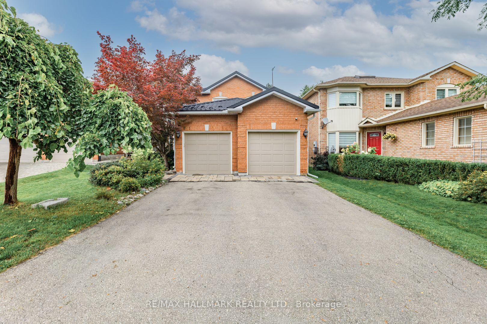Photo 3 of 851 Hilton Boulevard, Newmarket, Stonehaven-Wyndham — HOMEH