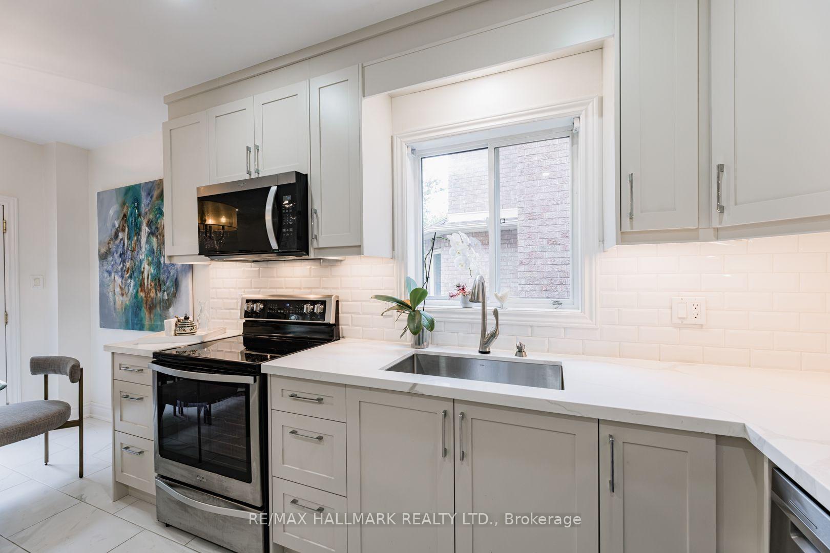 Photo 32 of 851 Hilton Boulevard, Newmarket, Stonehaven-Wyndham — HOMEH