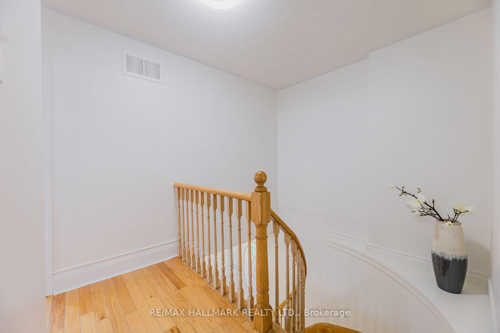 Photo 31 of 851 Hilton Boulevard, Newmarket, Stonehaven-Wyndham — HOMEH