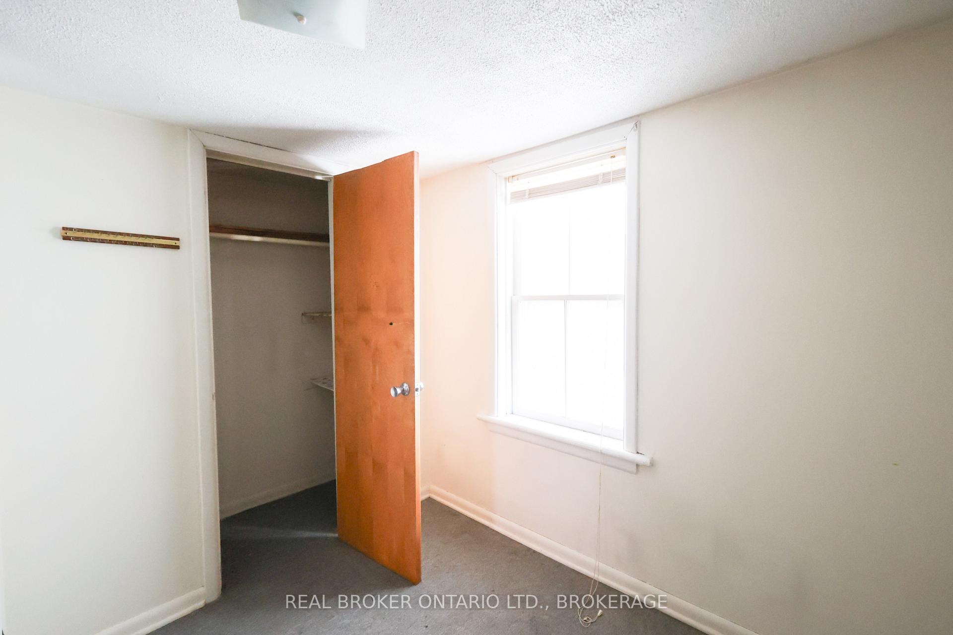 Photo 9 of 407 Montreal Road, Cornwall, Cornwall — HOMEH