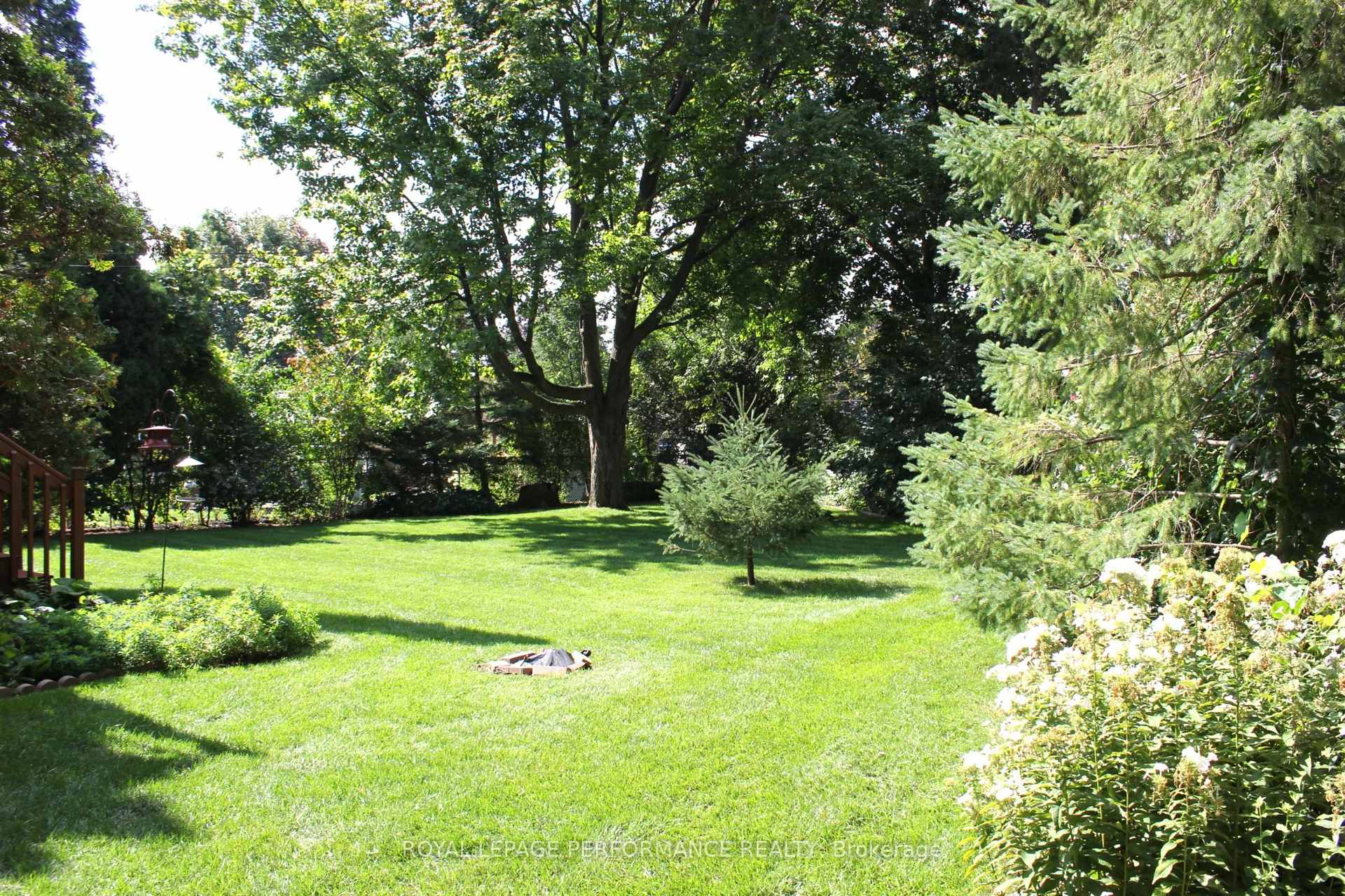 Photo 6 of 729 Iroquois Drive, Cornwall, Cornwall — HOMEH