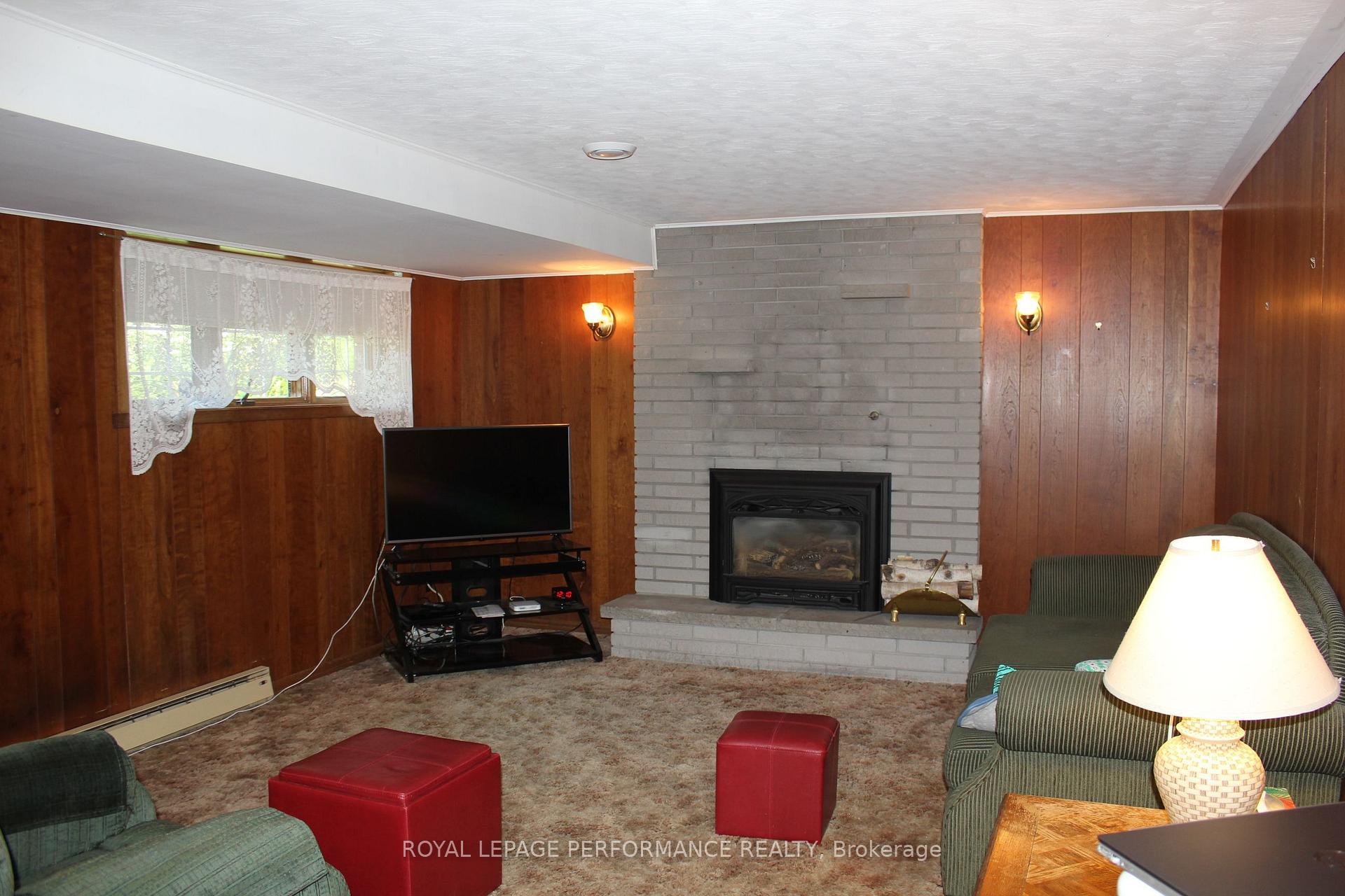 Photo 35 of 729 Iroquois Drive, Cornwall, Cornwall — HOMEH